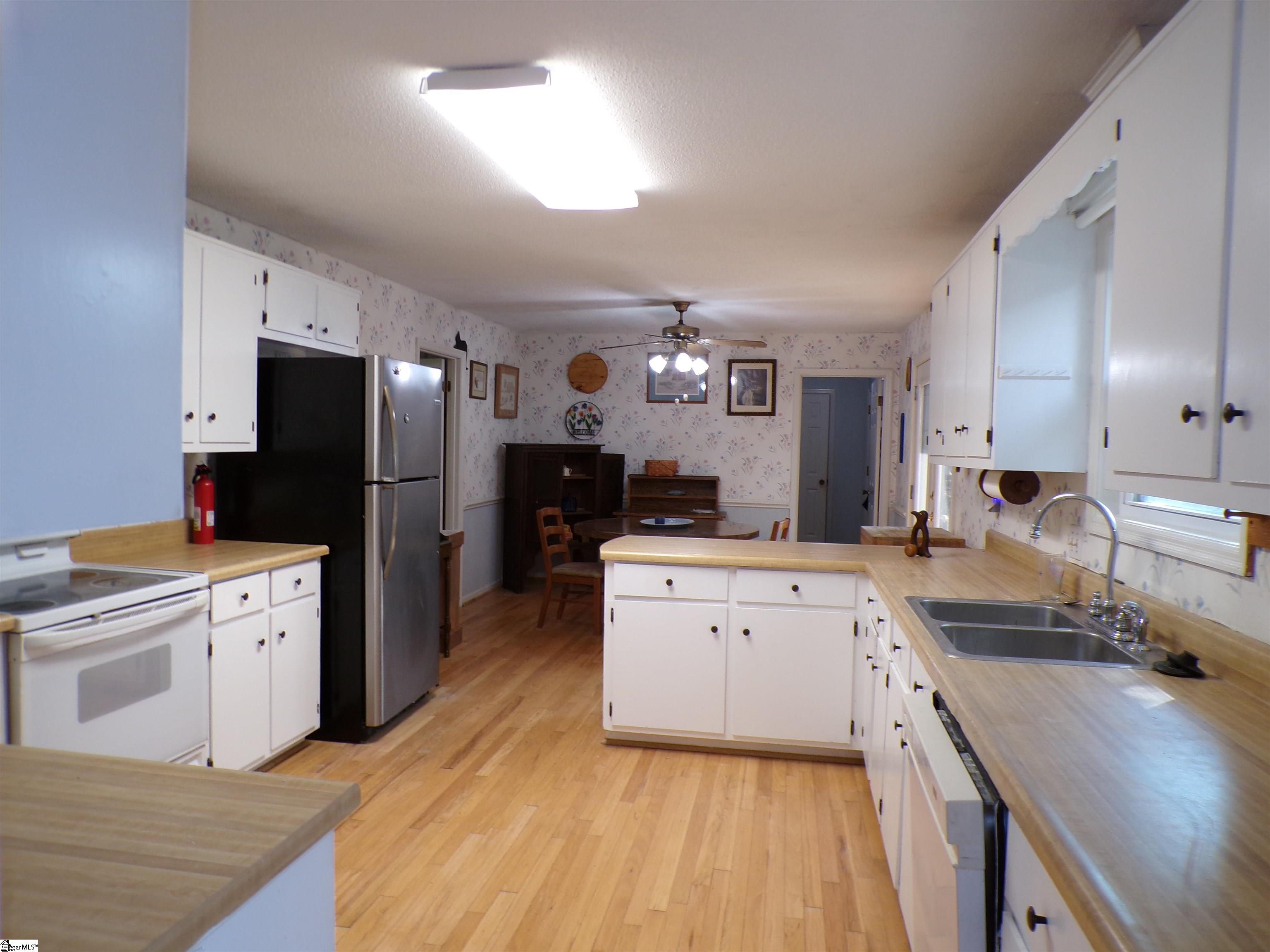 190 Wedgewood Place Spartanburg, SC 29302