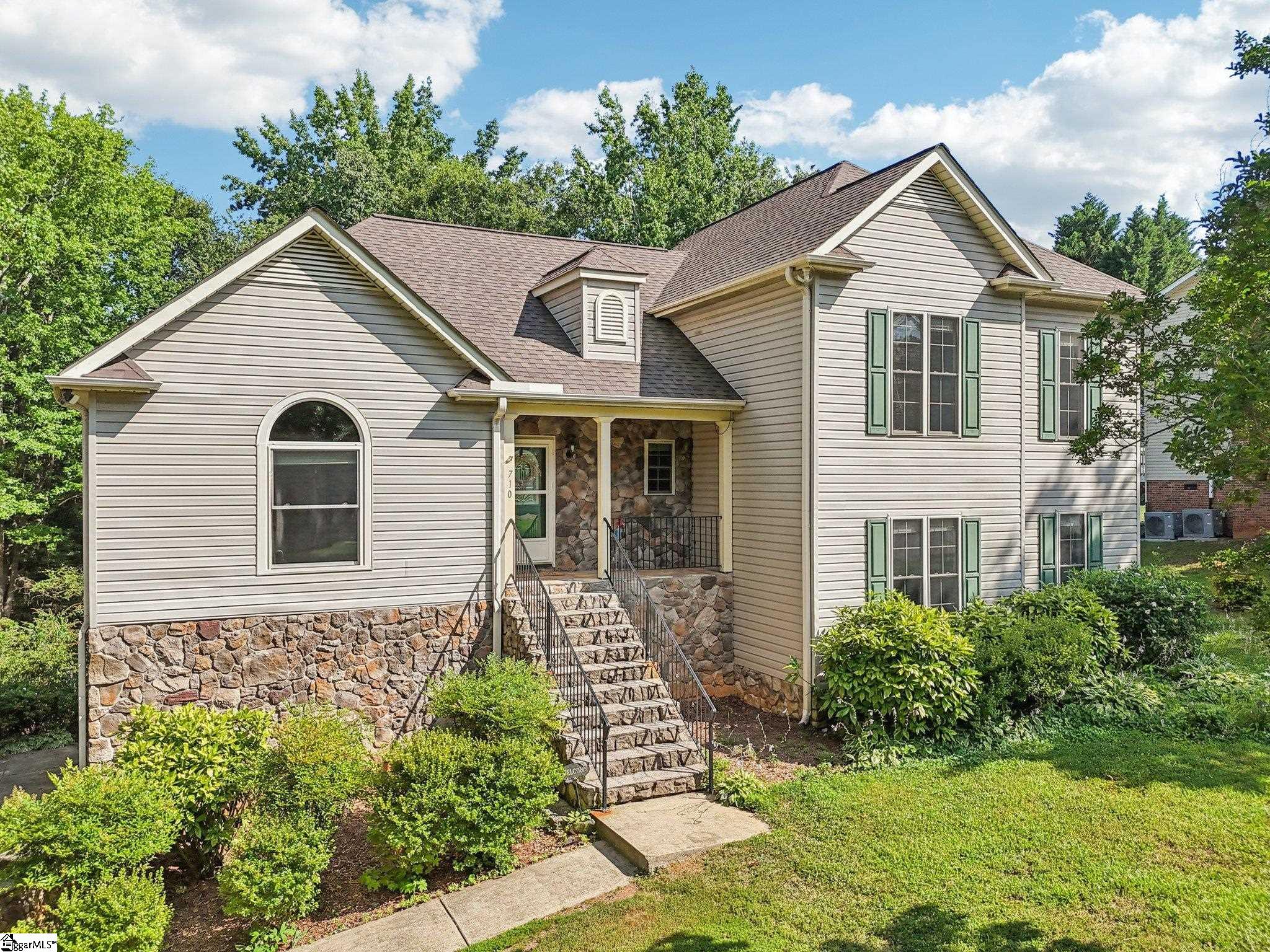 710 Pineapple Pointe Greenville, SC 29607