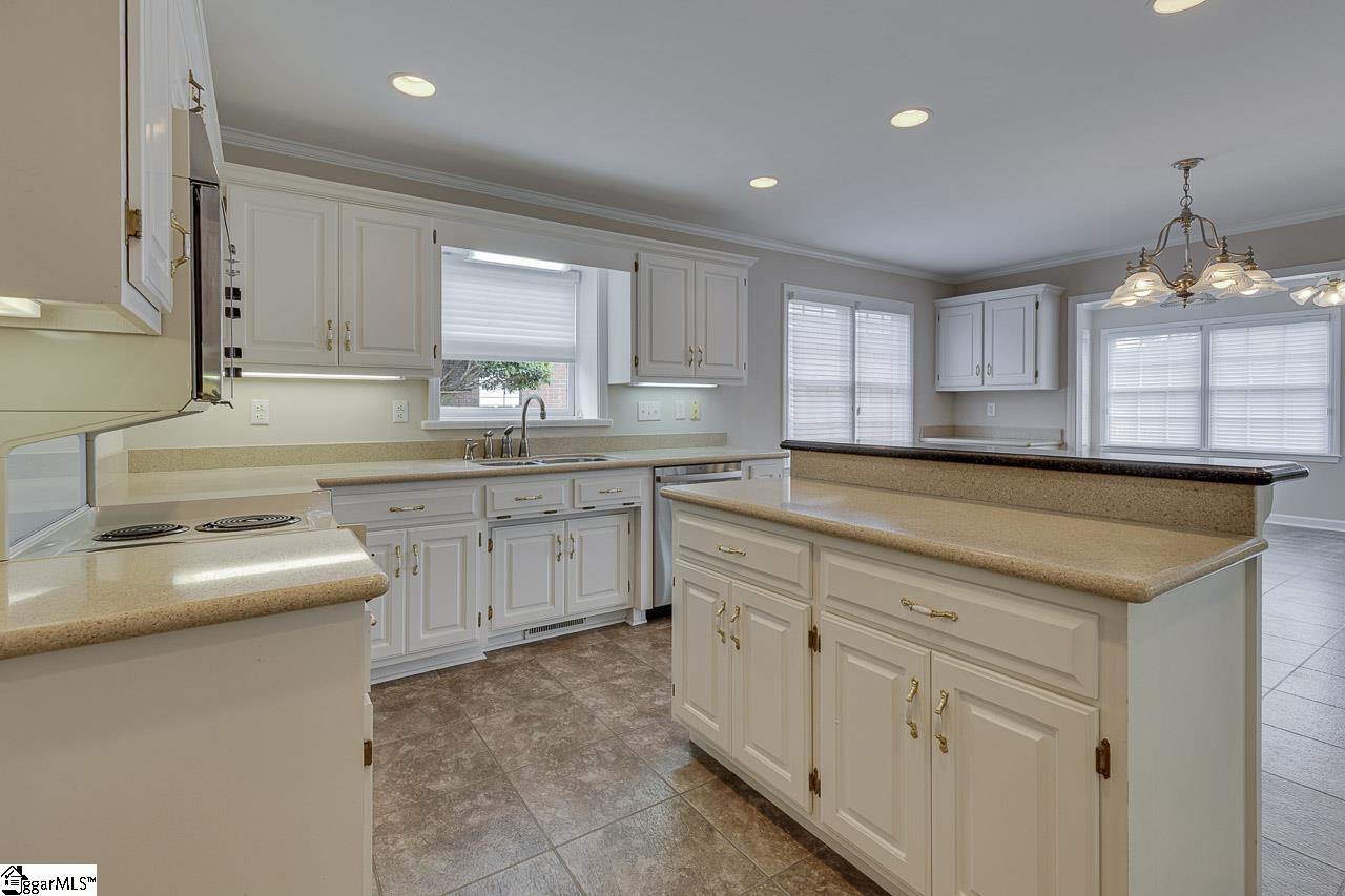 10 March Winds Court Greer, SC 29650