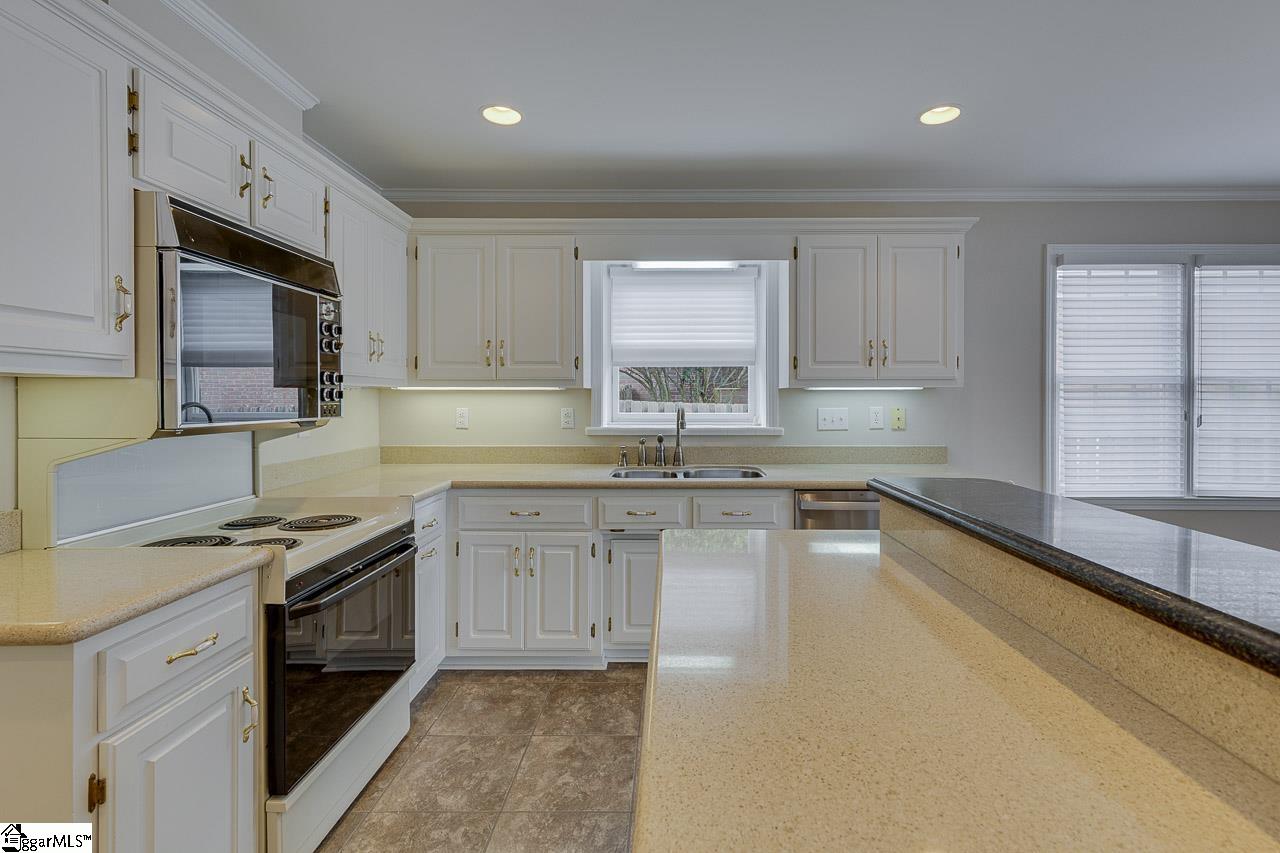 10 March Winds Court Greer, SC 29650