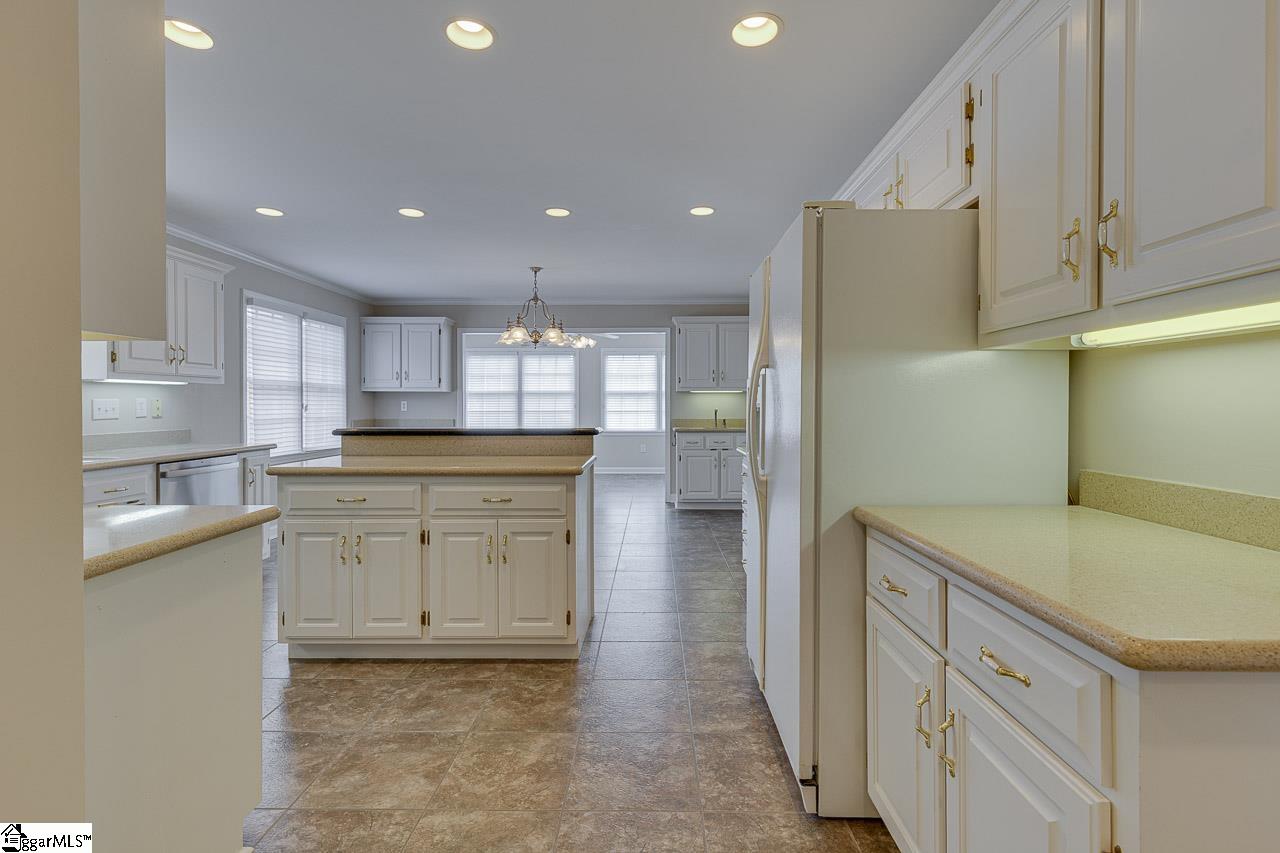 10 March Winds Court Greer, SC 29650