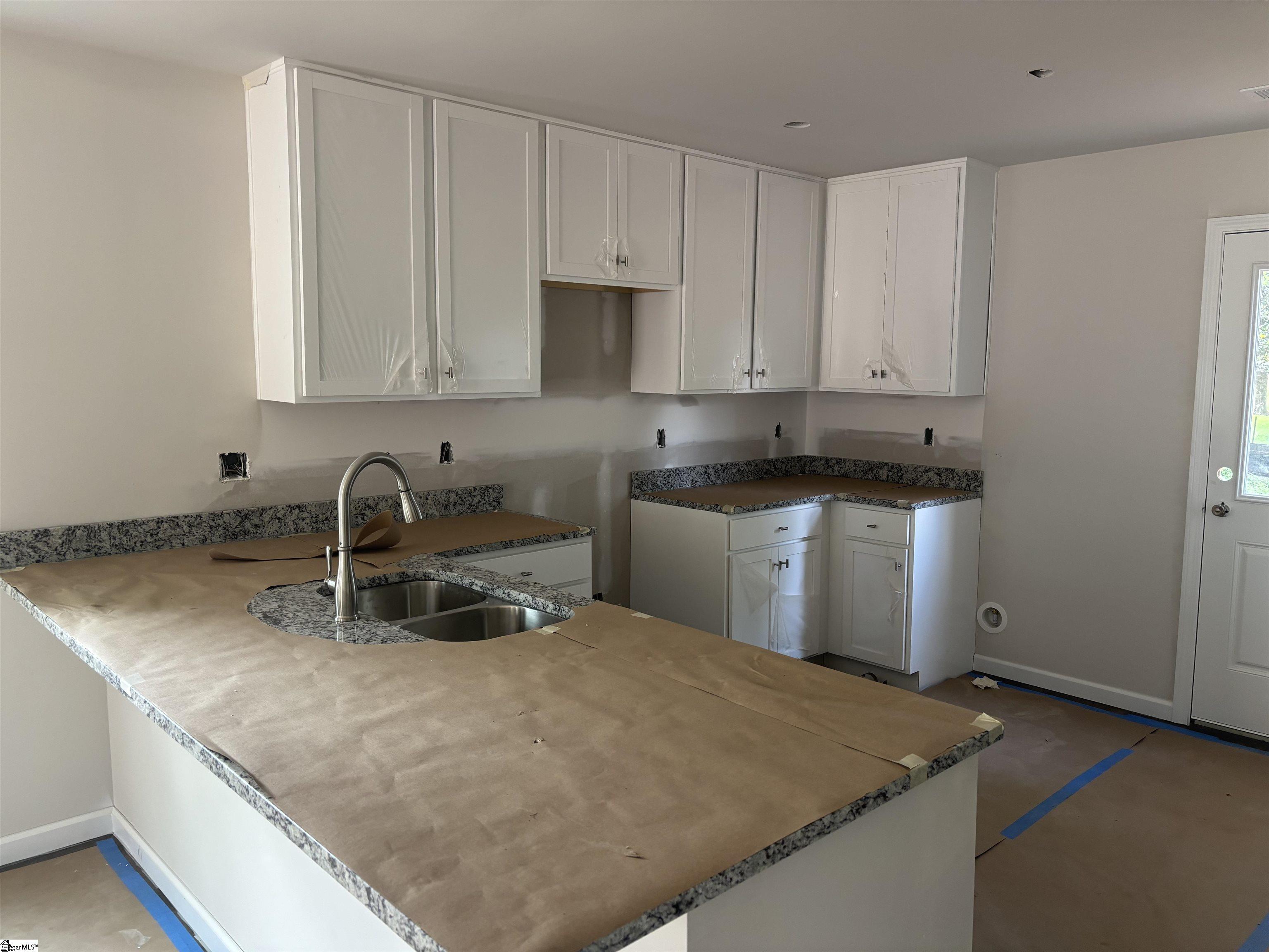 203 Ivydale Drive Greenville, SC 29609
