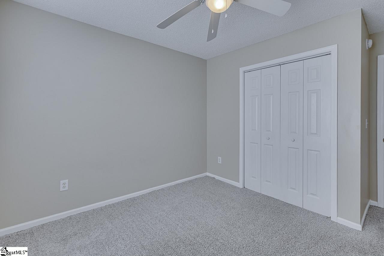 256 Weston Valley Drive Moore, SC 29369
