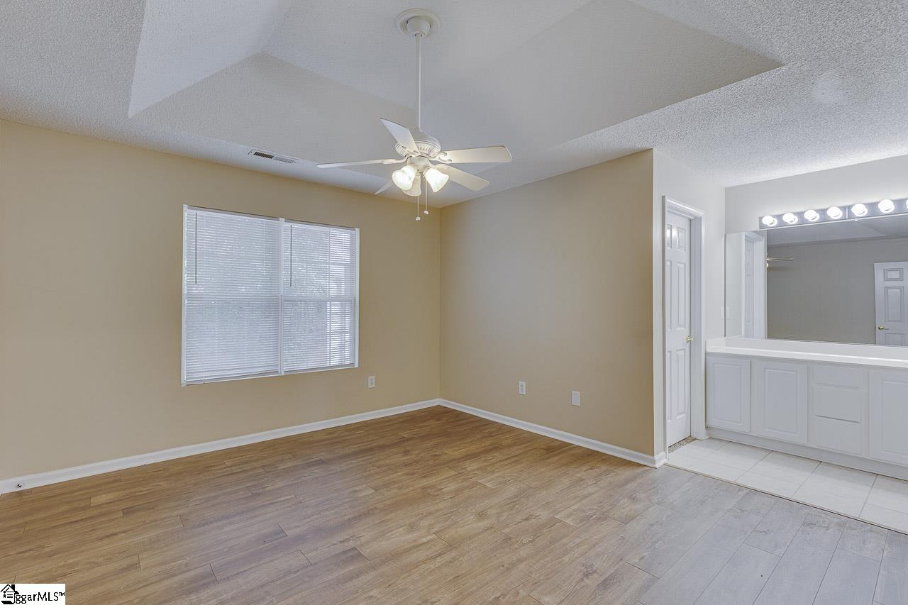 256 Weston Valley Drive Moore, SC 29369