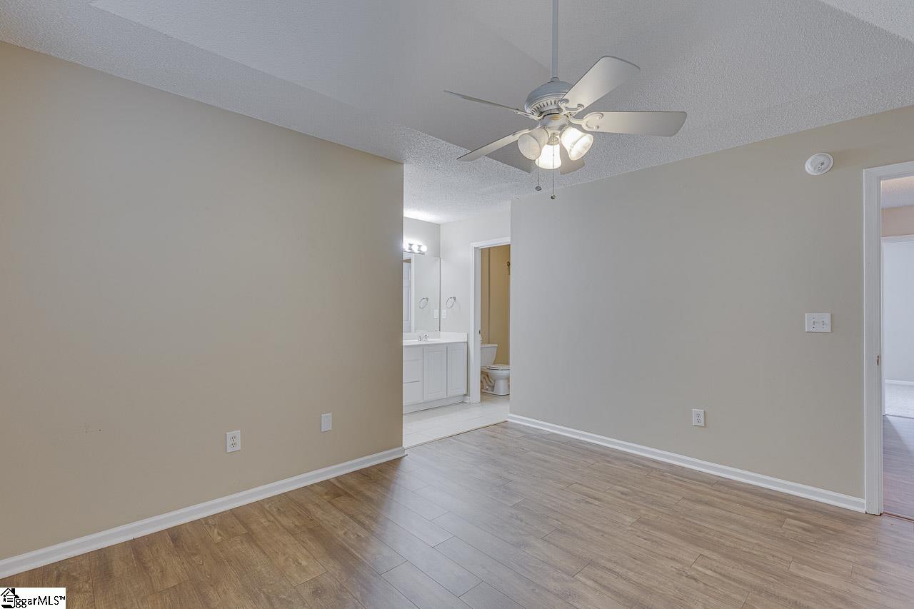 256 Weston Valley Drive Moore, SC 29369