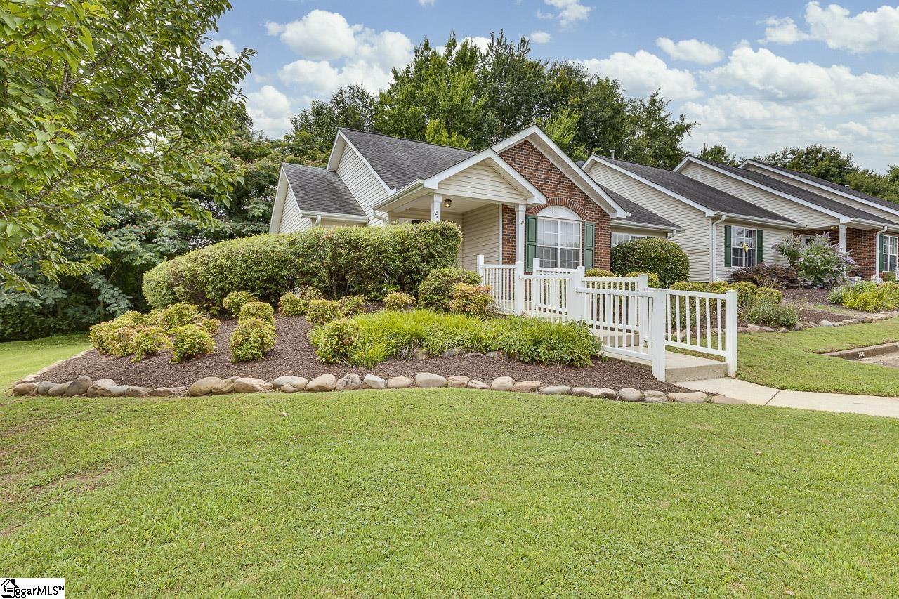 256 Weston Valley Drive Moore, SC 29369