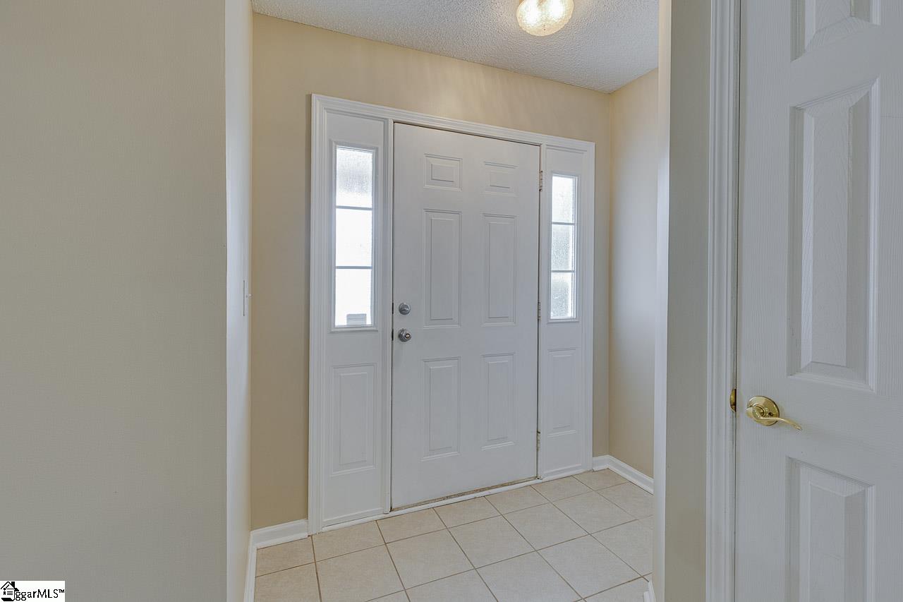 256 Weston Valley Drive Moore, SC 29369