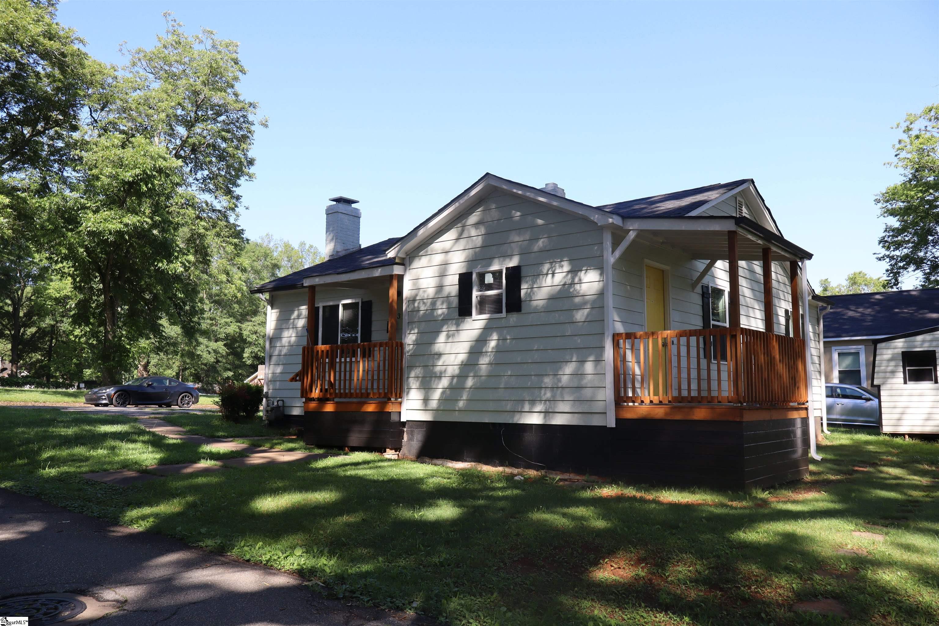 203 Short Peeler Street Gaffney, SC 29431