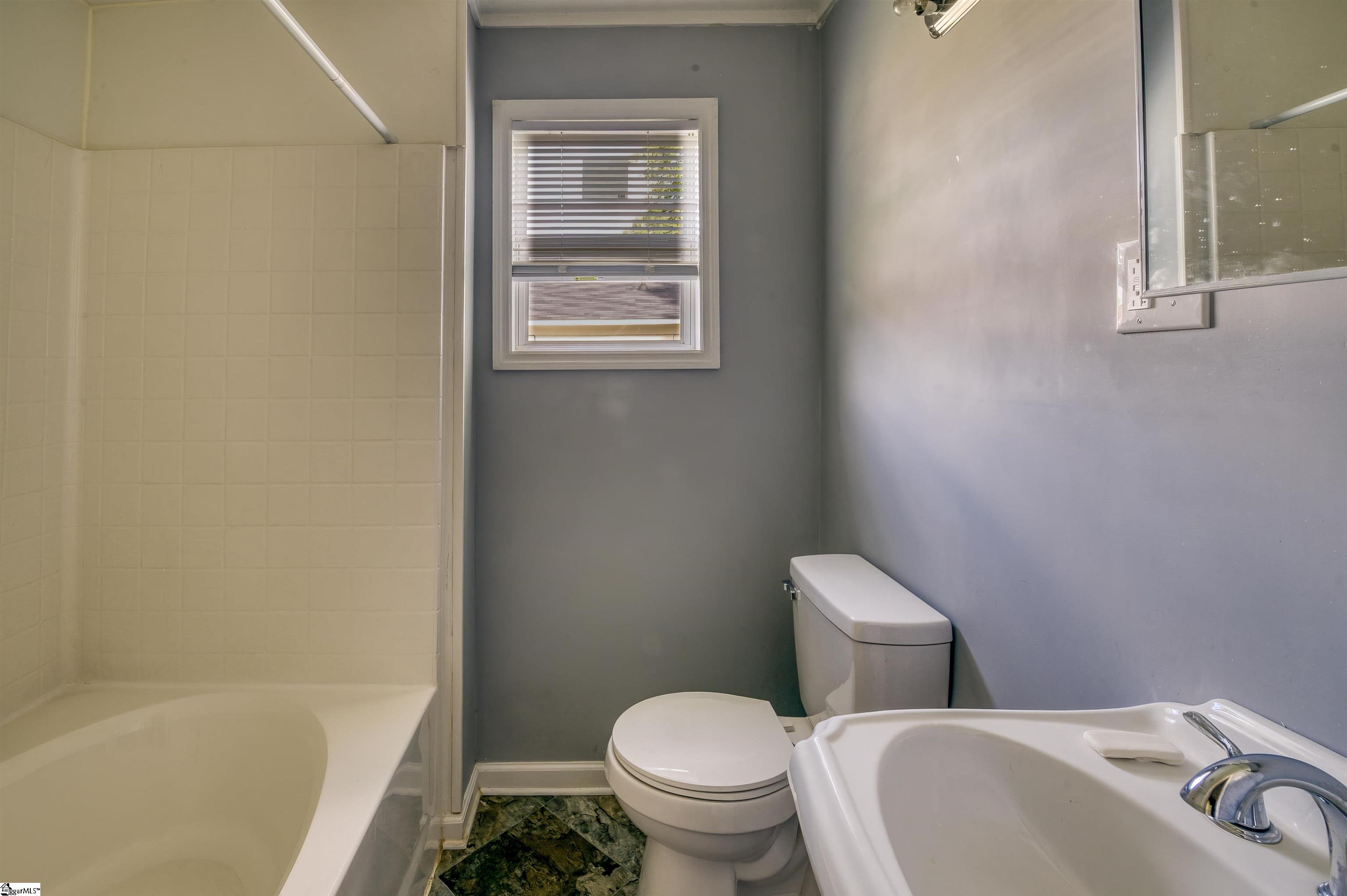 203 Short Peeler Street Gaffney, SC 29431