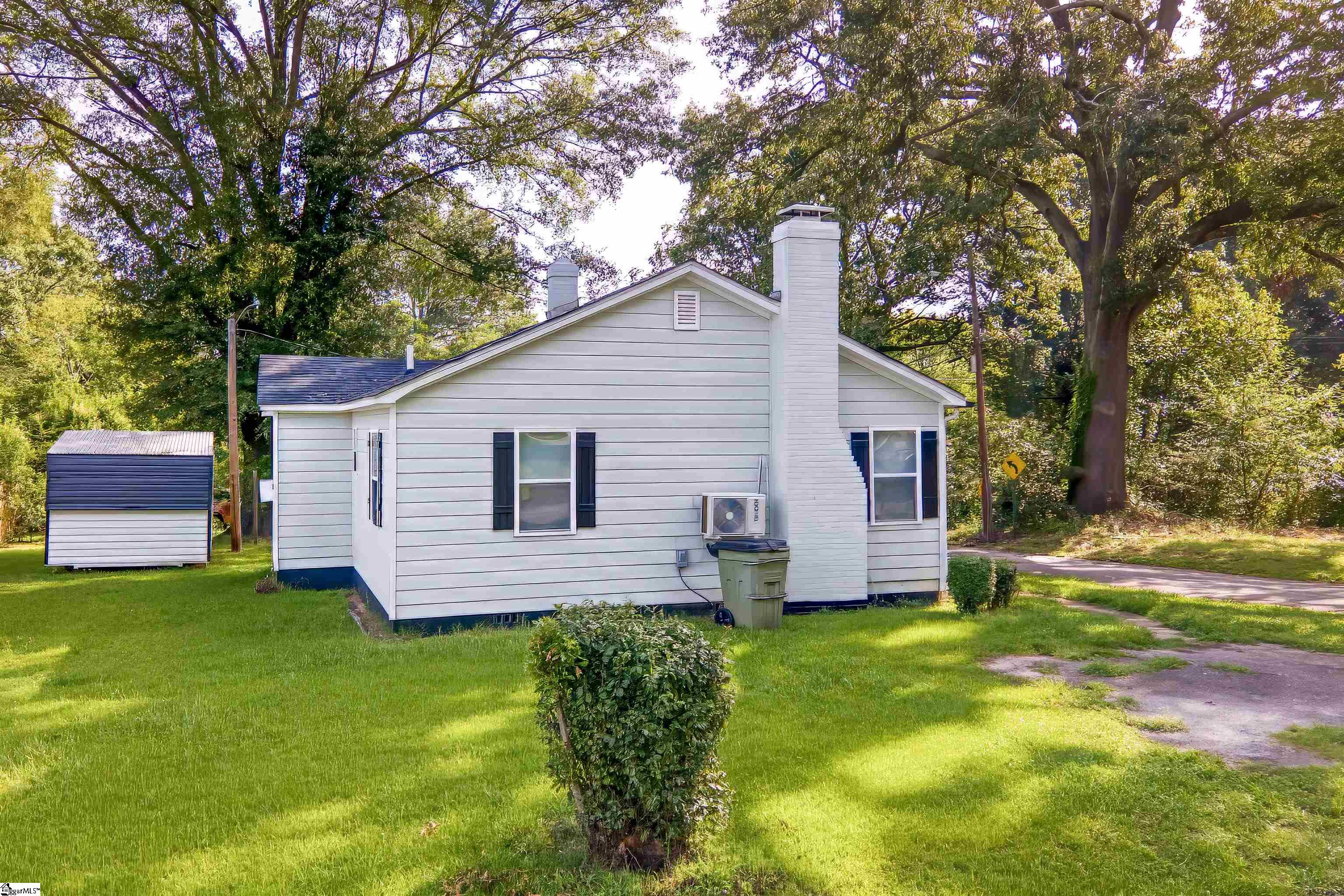 203 Short Peeler Street Gaffney, SC 29431