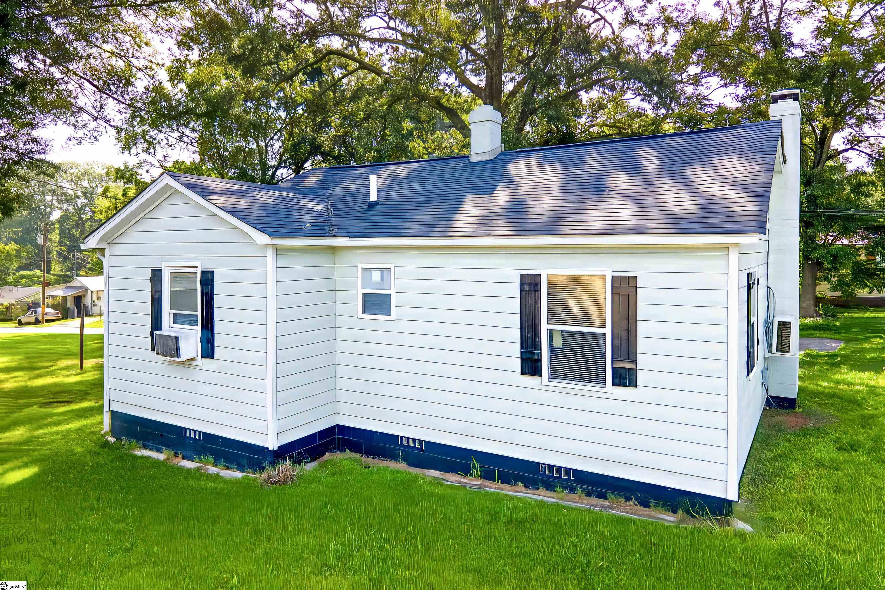 203 Short Peeler Street Gaffney, SC 29431