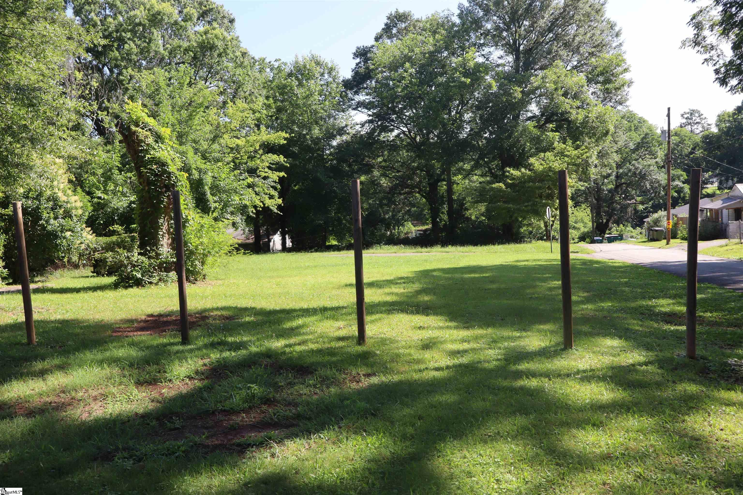 203 Short Peeler Street Gaffney, SC 29431