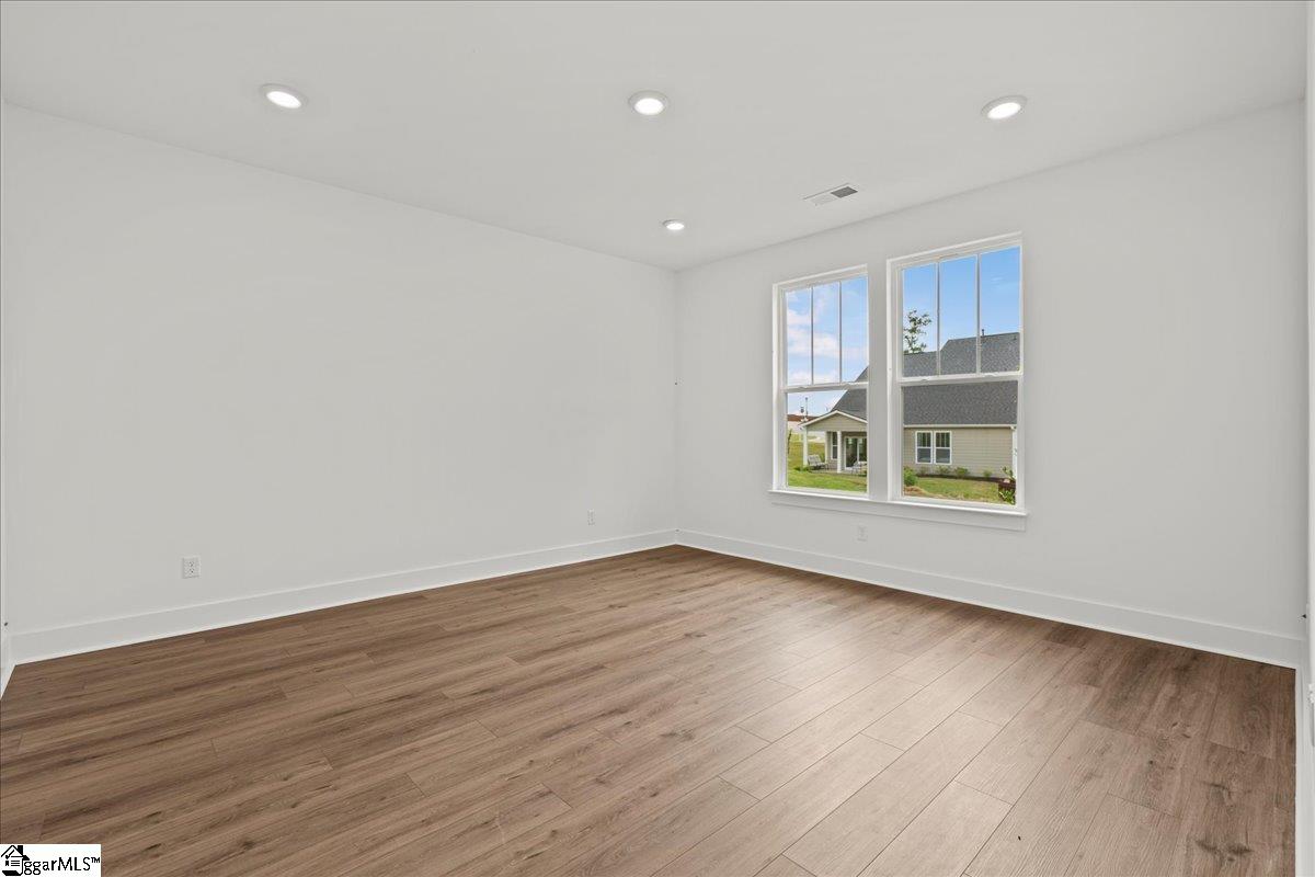 957 Diane Lane Moore, SC 29369