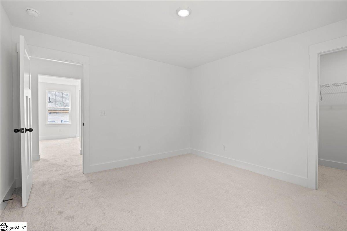 957 Diane Lane Moore, SC 29369