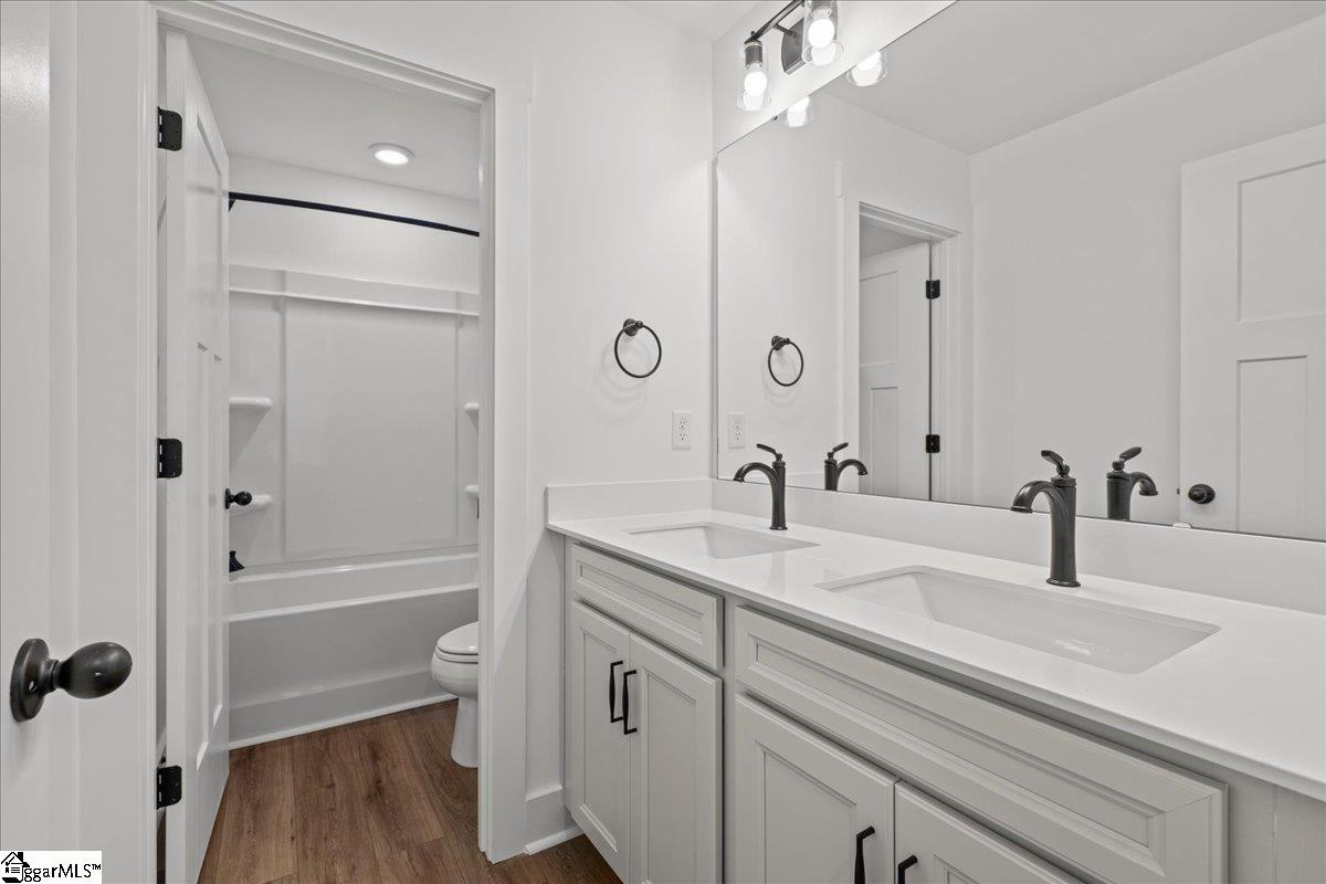 957 Diane Lane Moore, SC 29369