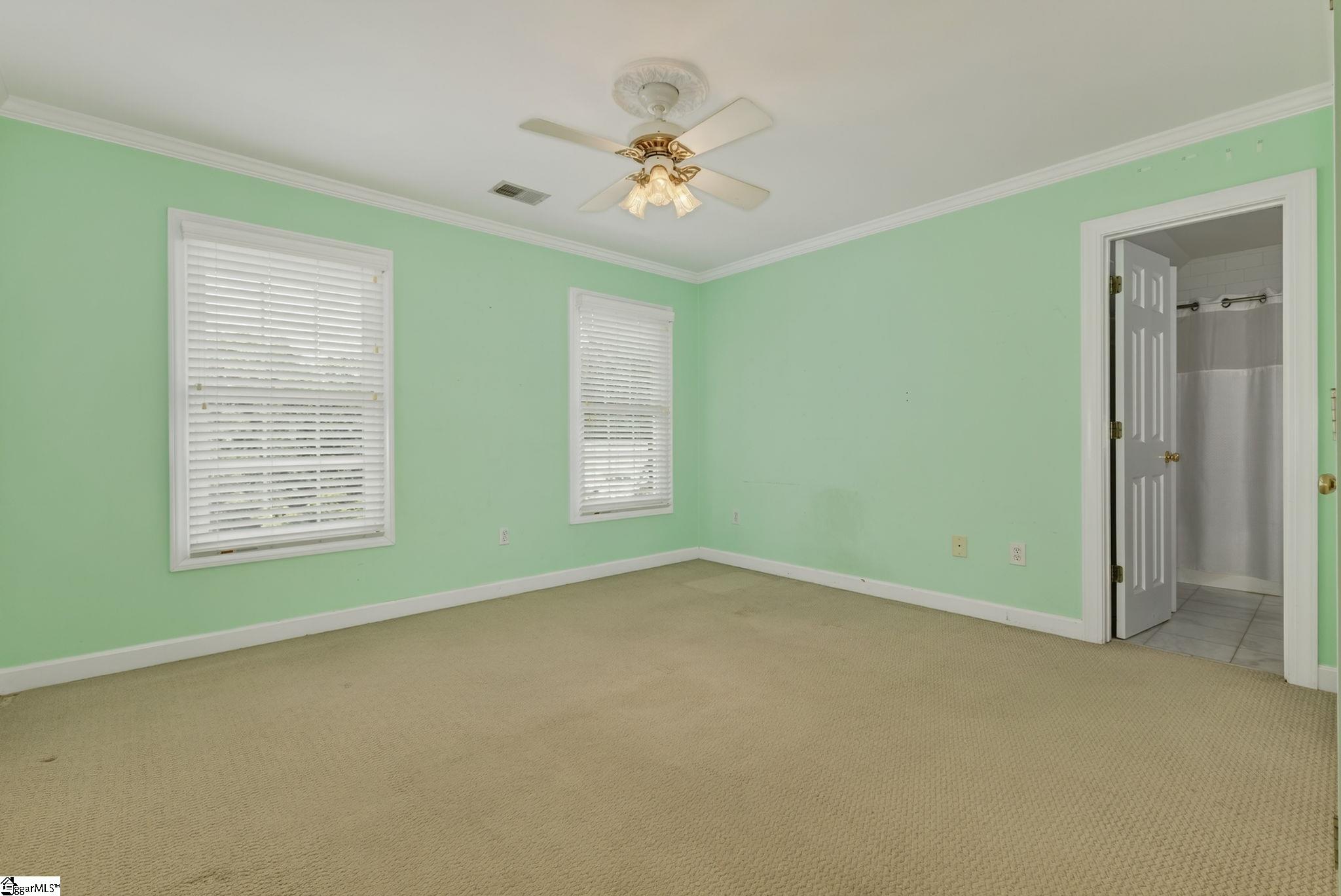 16 Woods Edge Court Greenville, SC 29615