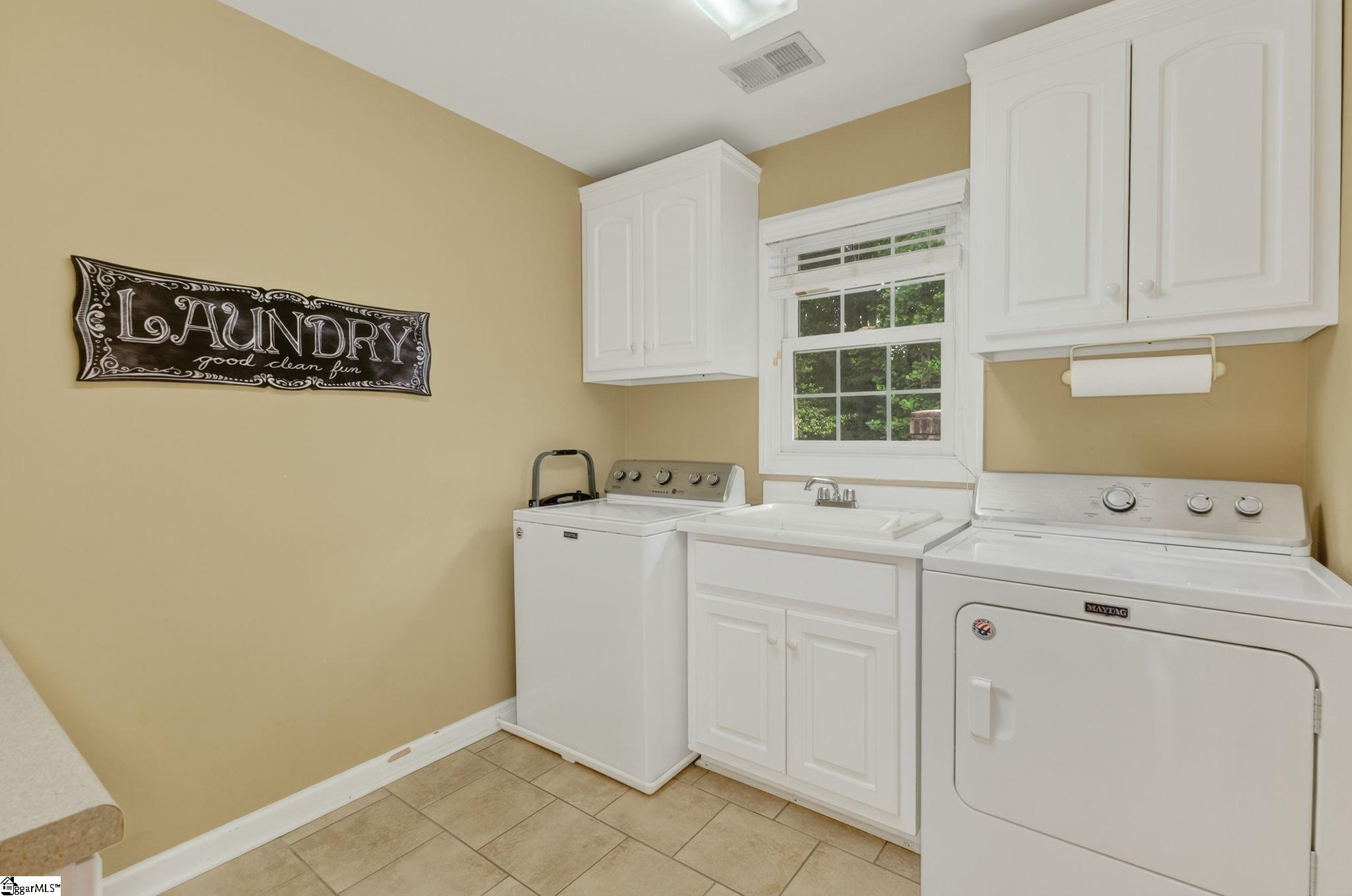 16 Woods Edge Court Greenville, SC 29615