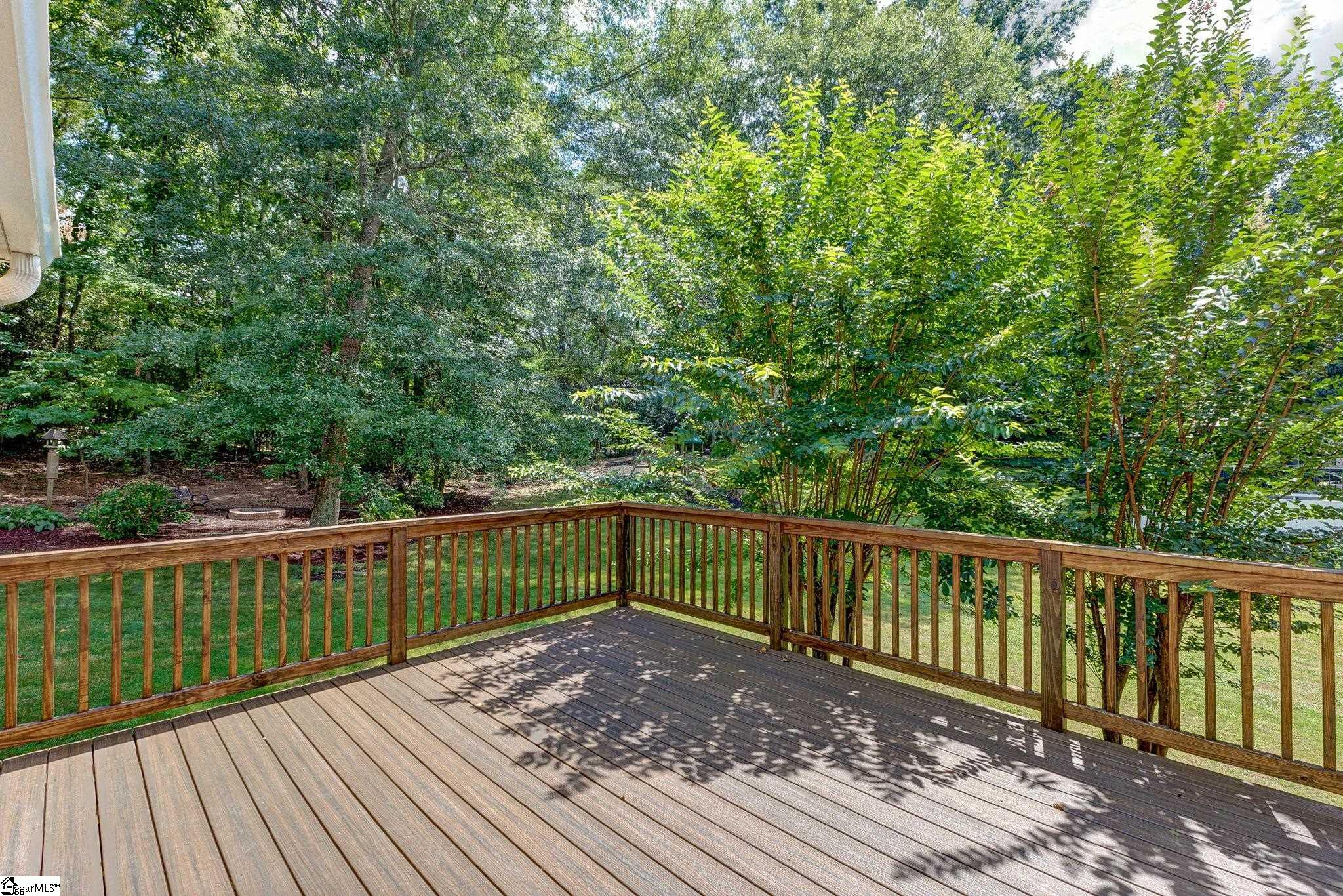 16 Woods Edge Court Greenville, SC 29615