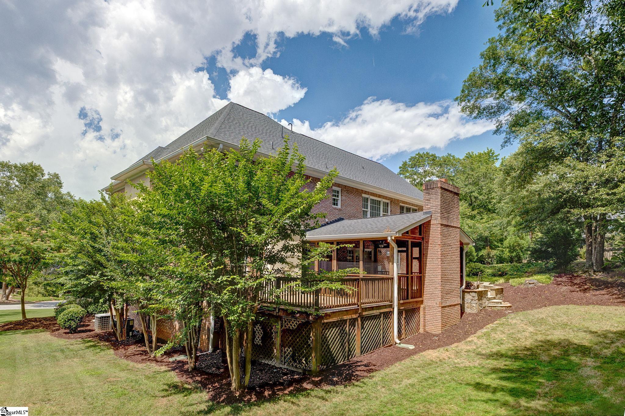 16 Woods Edge Court Greenville, SC 29615
