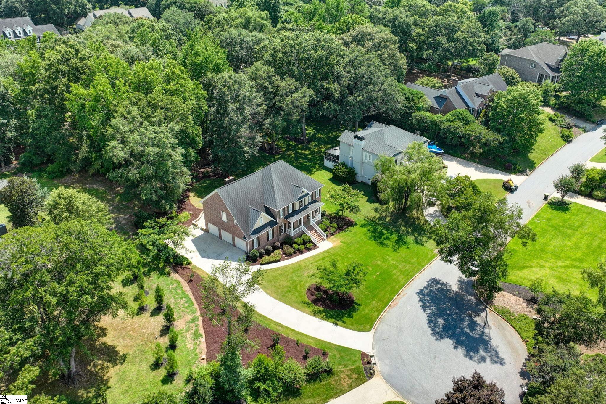 16 Woods Edge Court Greenville, SC 29615