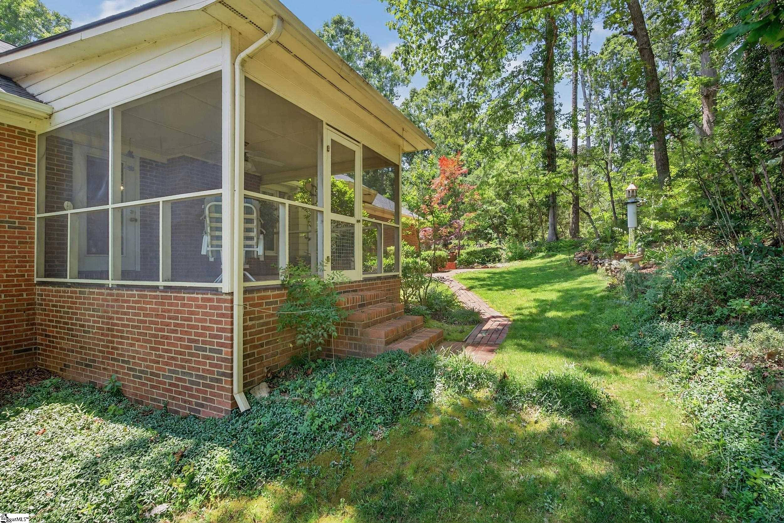 112 Cumberland Drive Moore, SC 29369