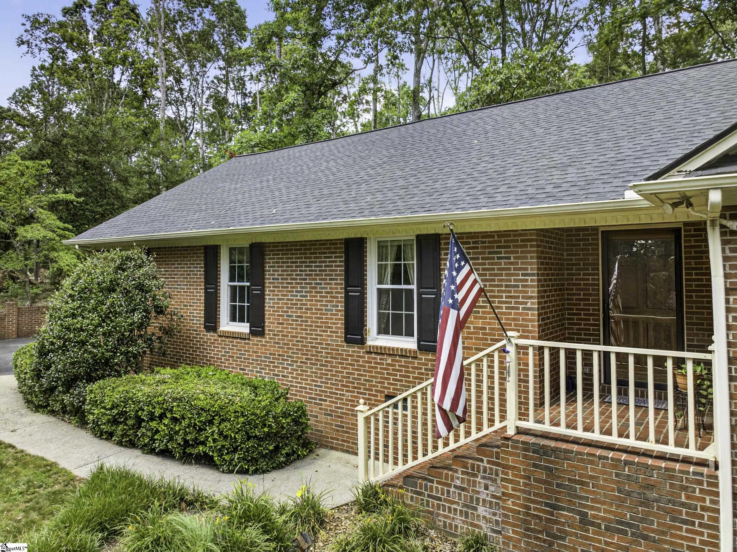 112 Cumberland Drive Moore, SC 29369