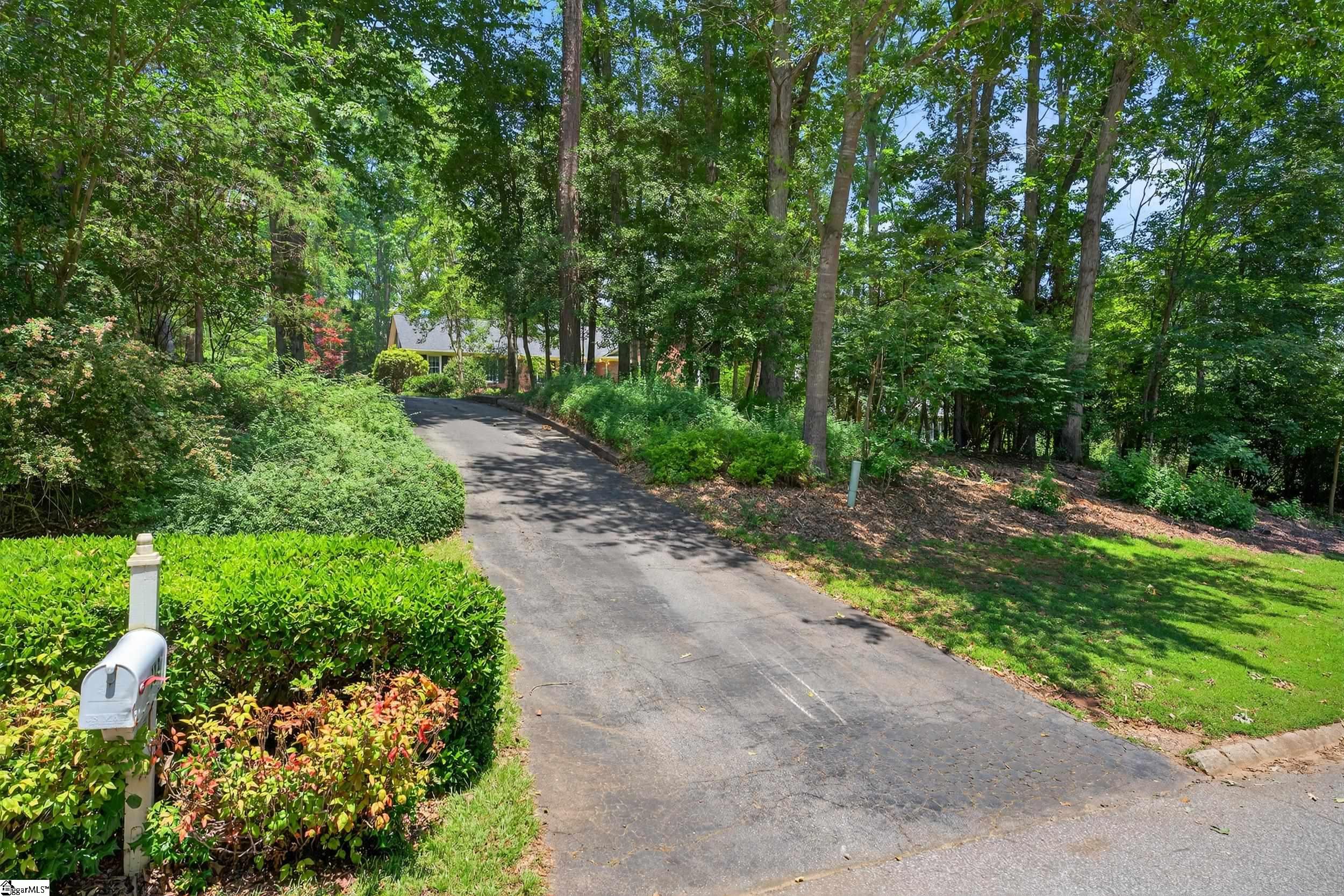112 Cumberland Drive Moore, SC 29369