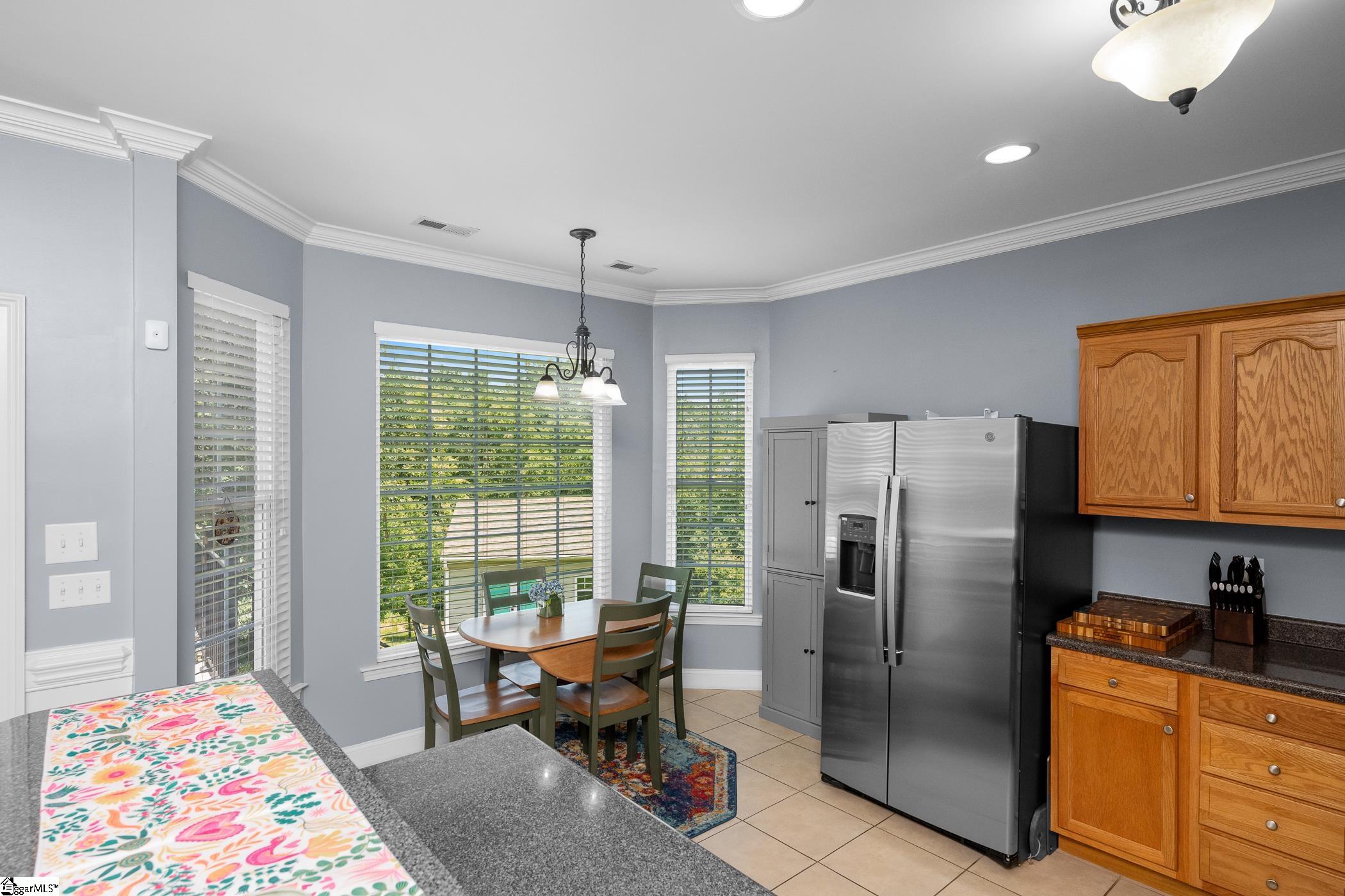715 Tudor Lane Boiling Springs, SC 29316