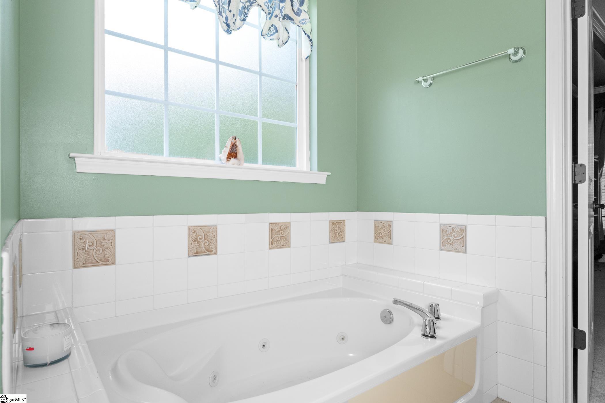 715 Tudor Lane Boiling Springs, SC 29316