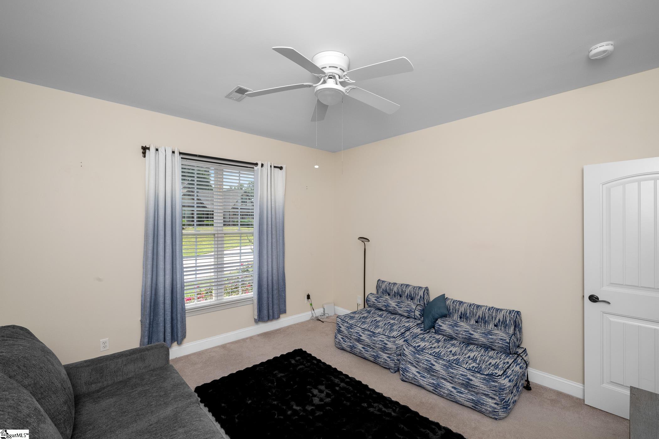715 Tudor Lane Boiling Springs, SC 29316