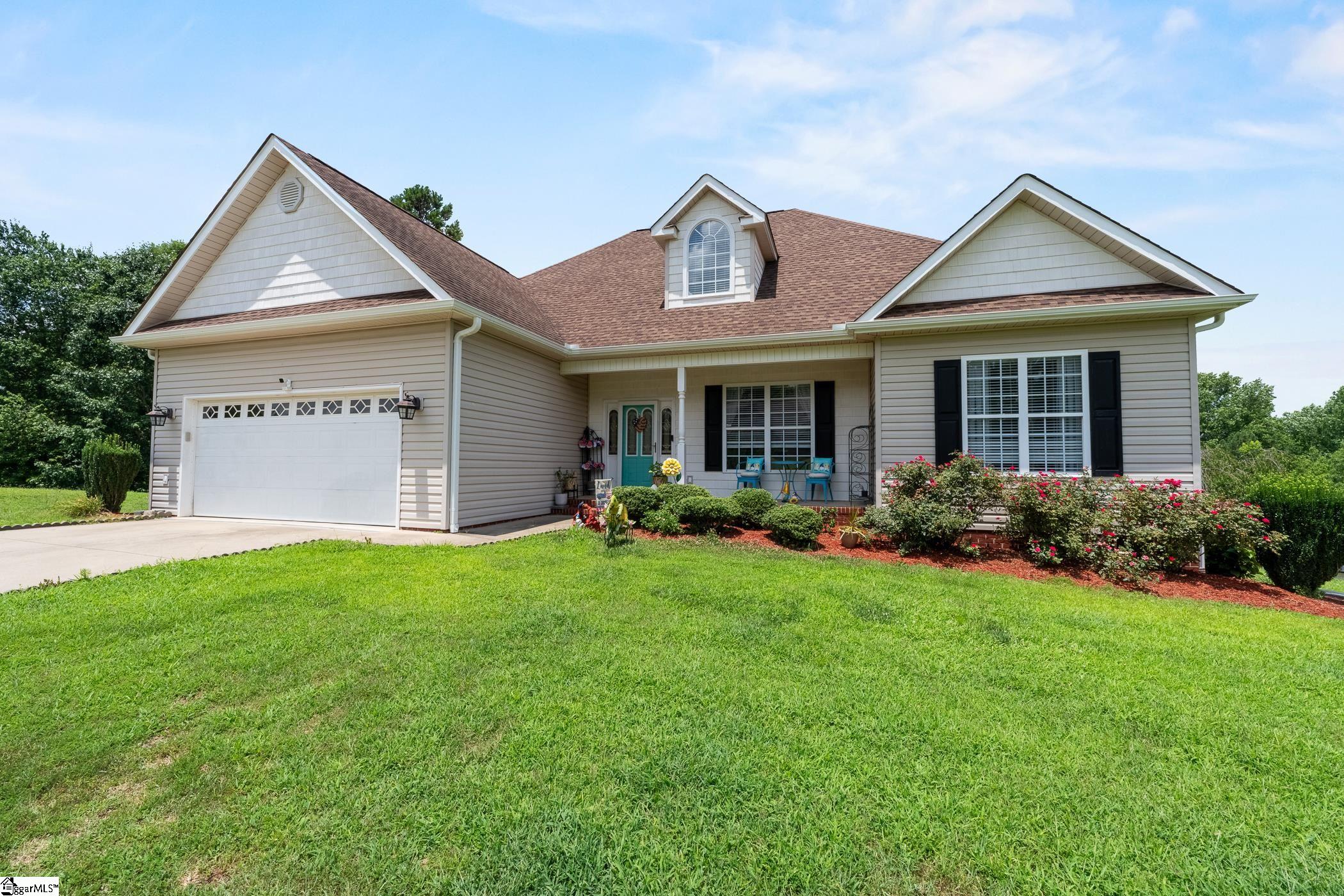 715 Tudor Lane Boiling Springs, SC 29316
