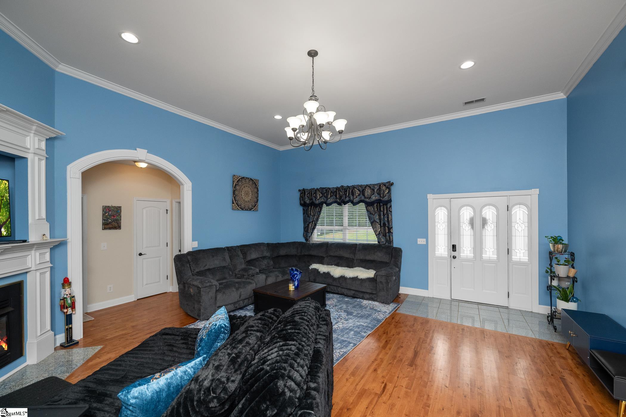 715 Tudor Lane Boiling Springs, SC 29316