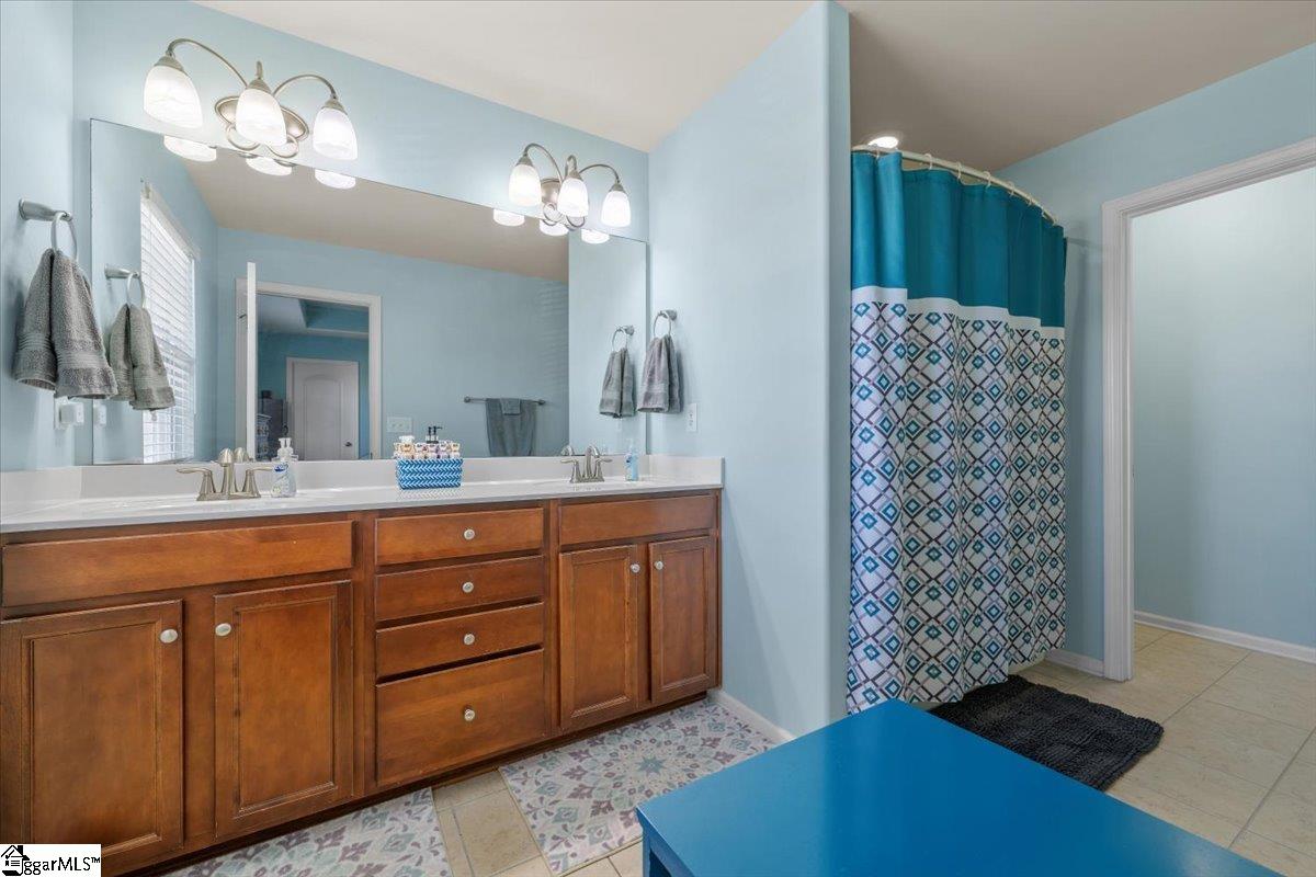 114 Eagles View Court Easley, SC 29642