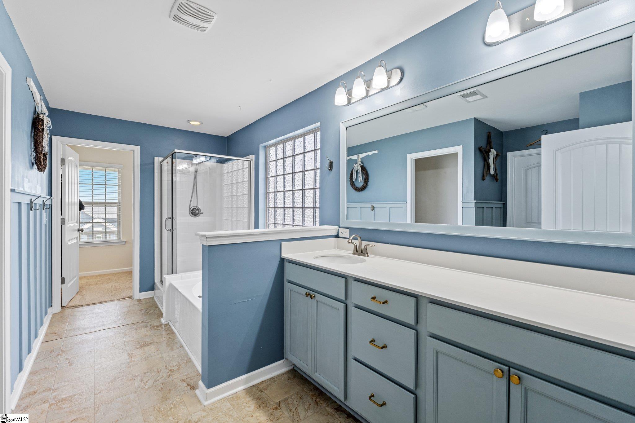 308 S Harvest Moon Way Easley, SC 29642