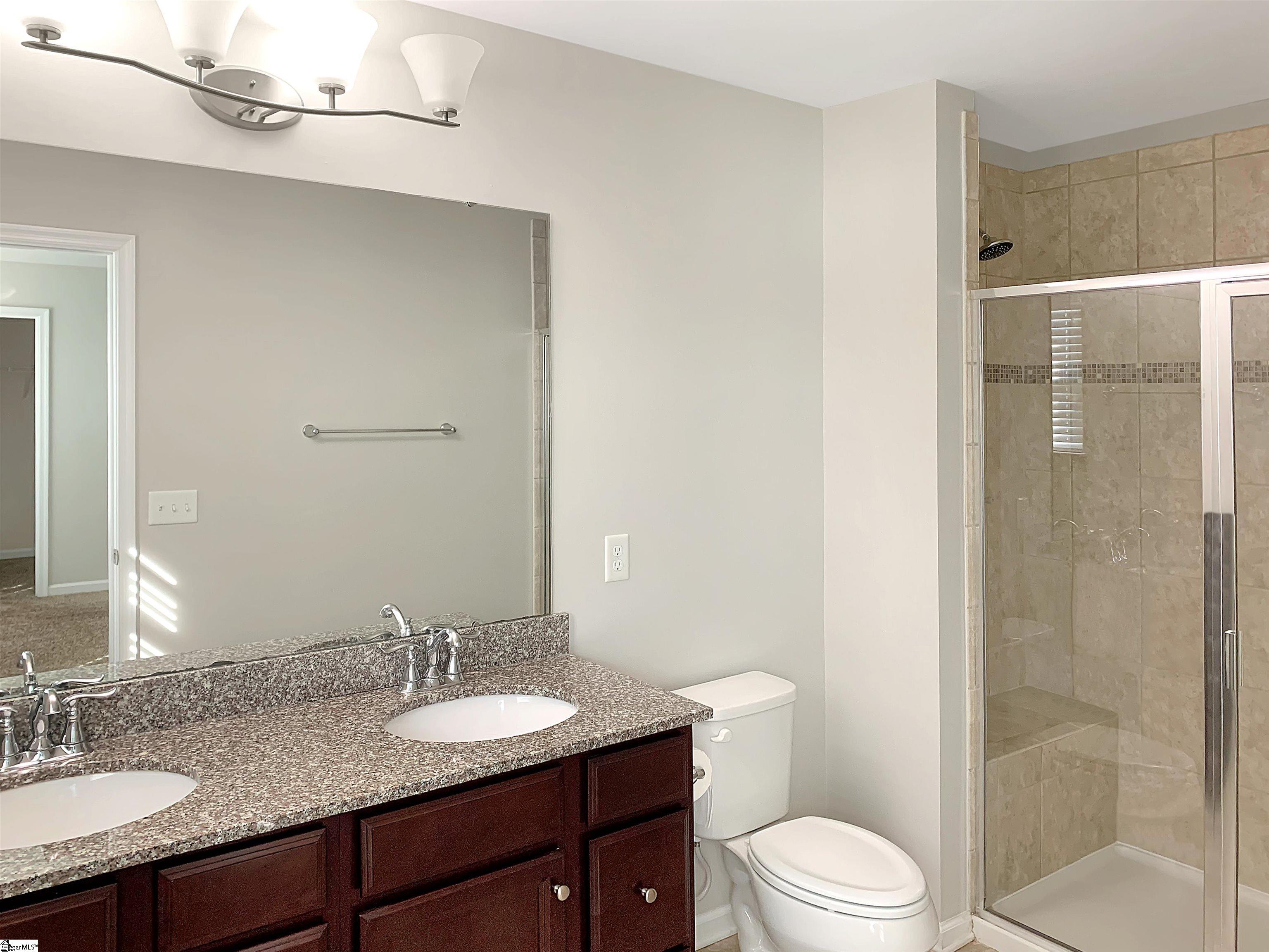8 Irvington Drive Greer, SC 29650