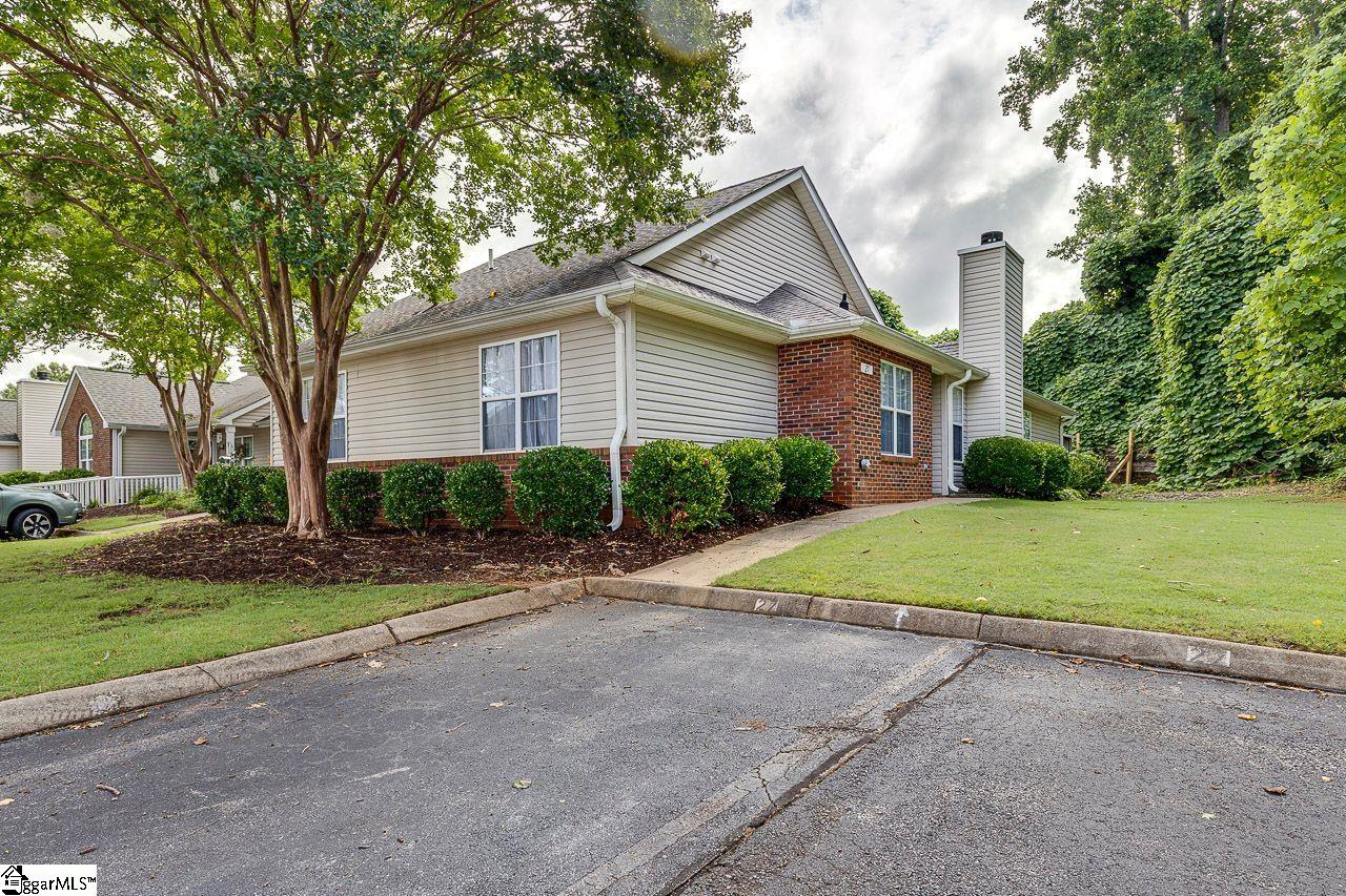 27 Enoree View Drive Greer, SC 29650