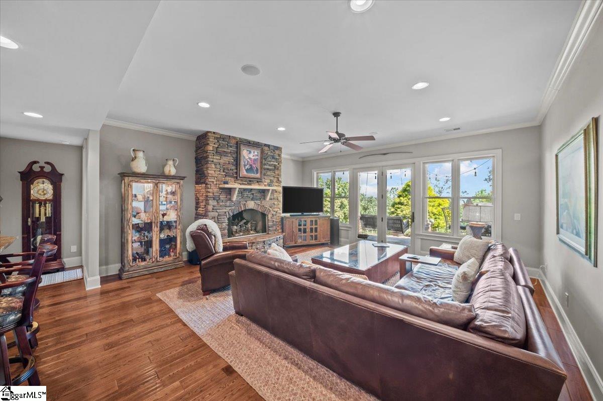 208 Buttercup Way Sunset, SC 29685