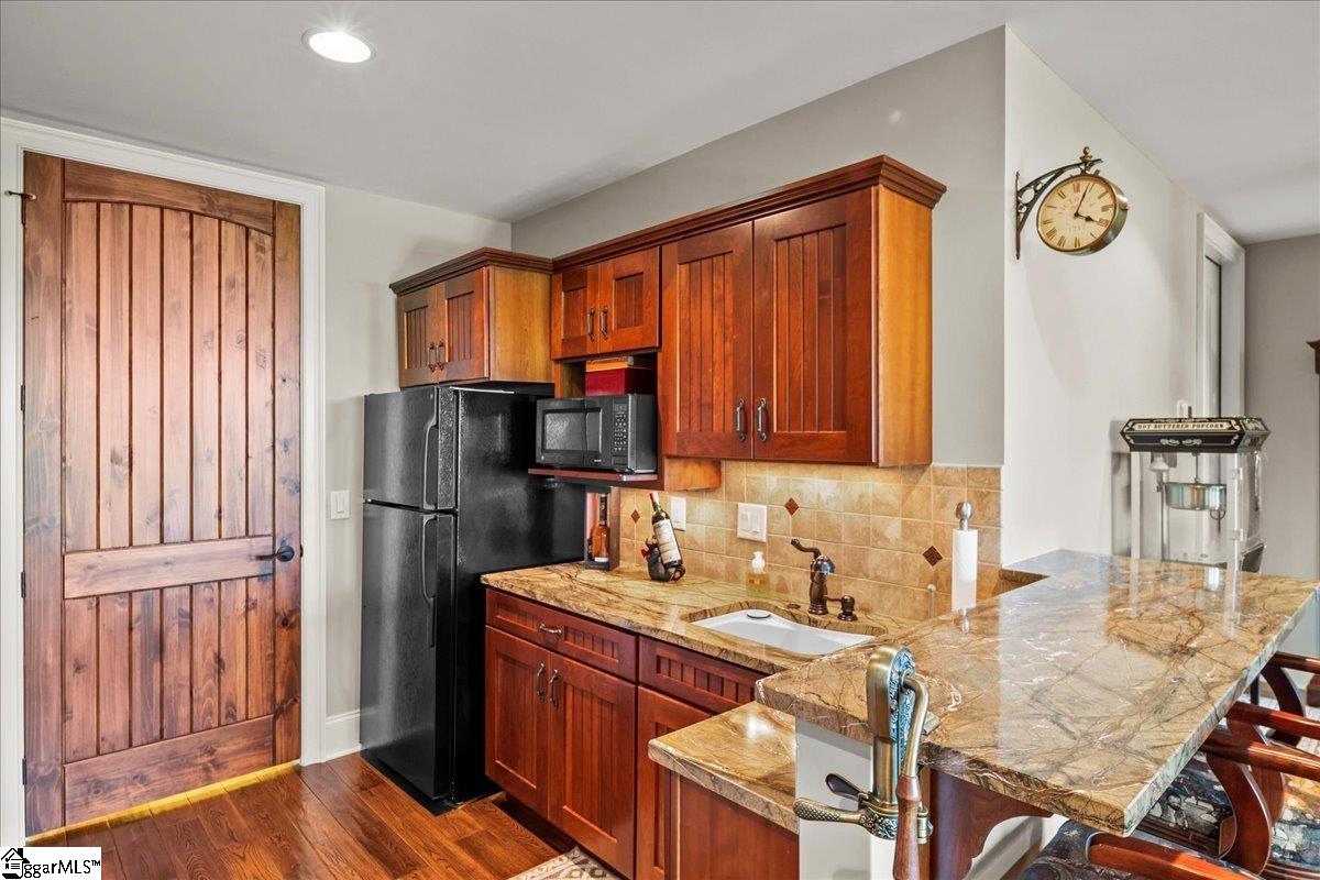 208 Buttercup Way Sunset, SC 29685
