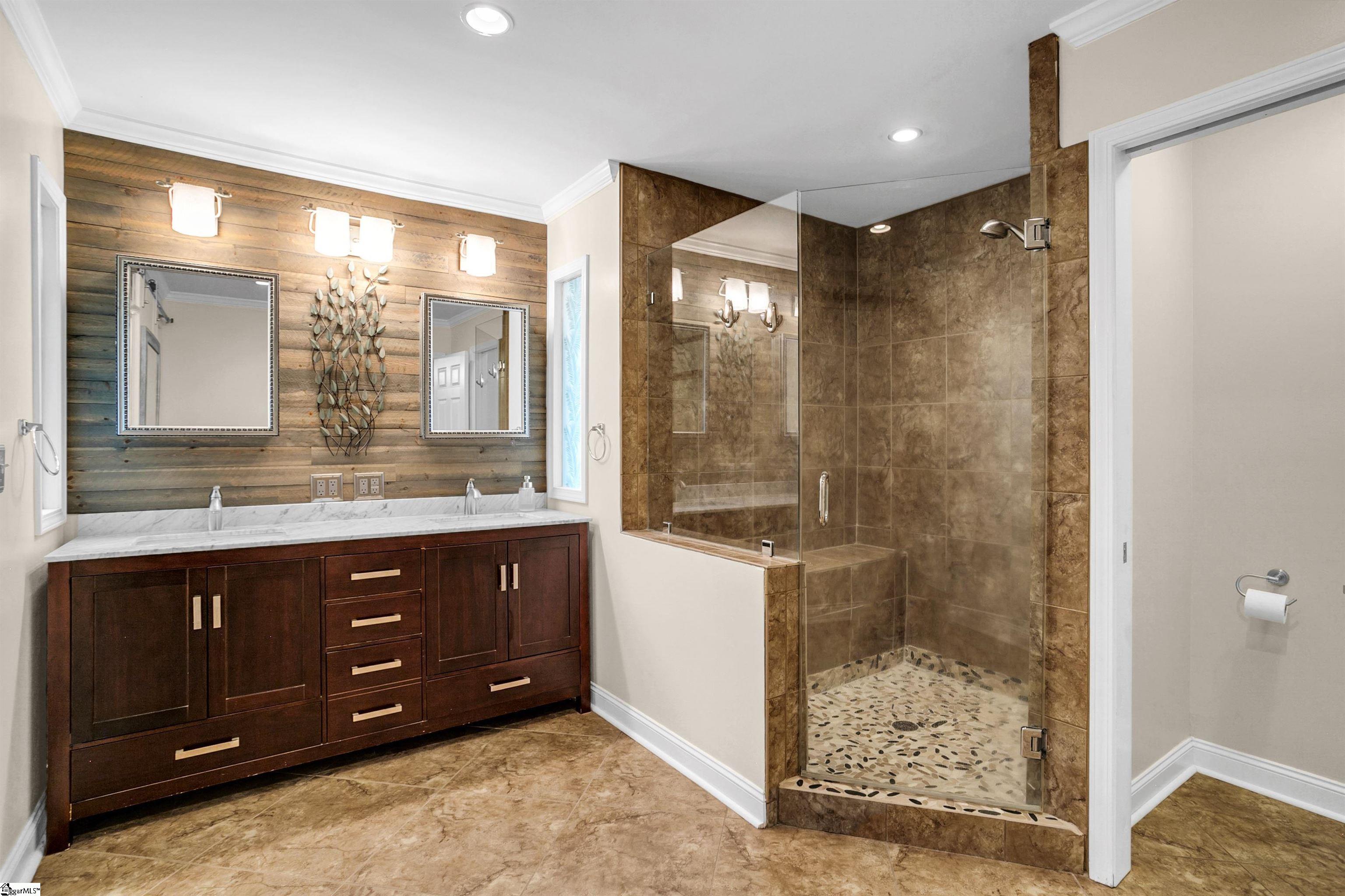 129 Greybridge Road Pelzer, SC 29669