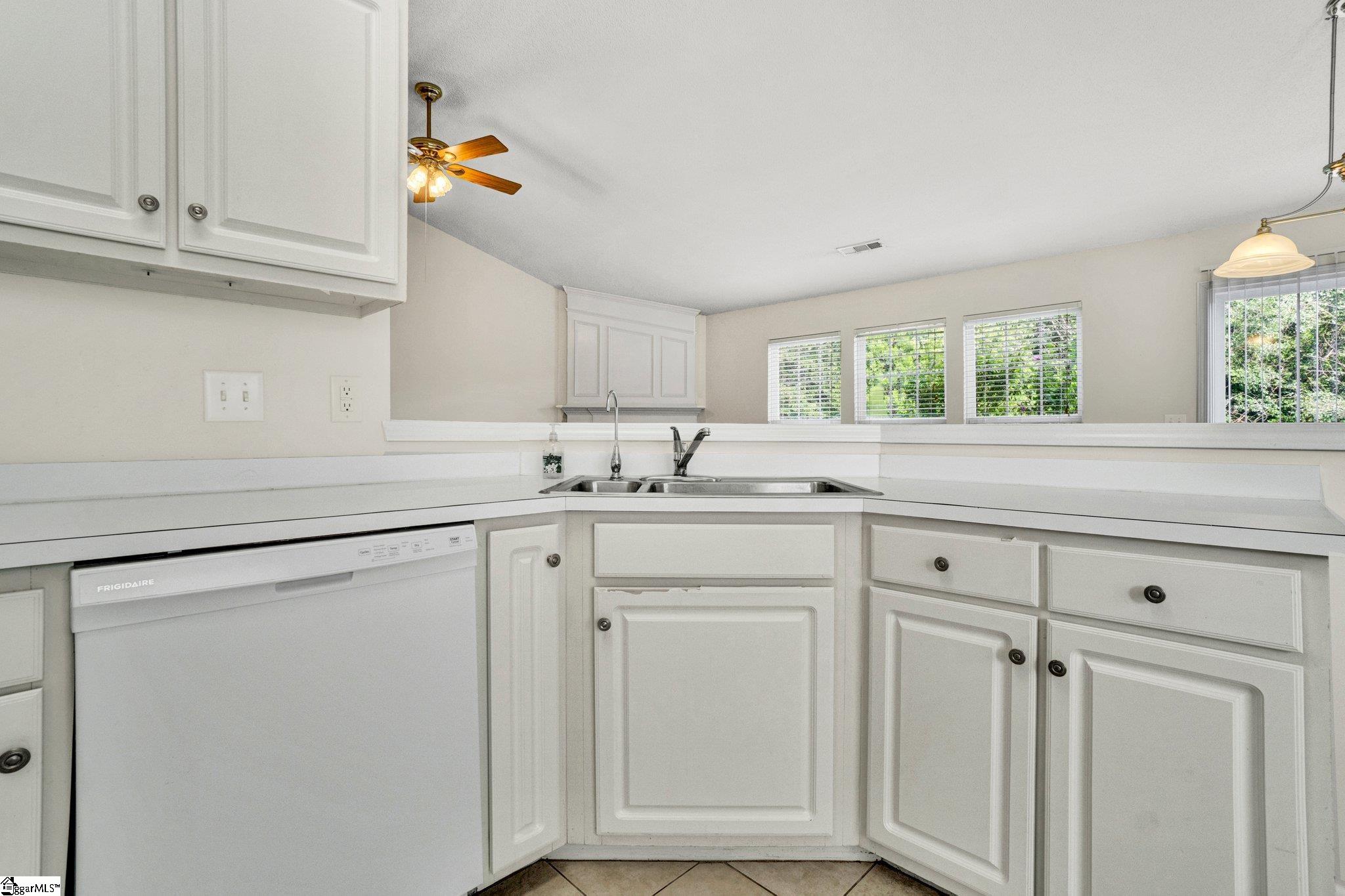 209 Karsten Creek Drive Simpsonville, SC 29681