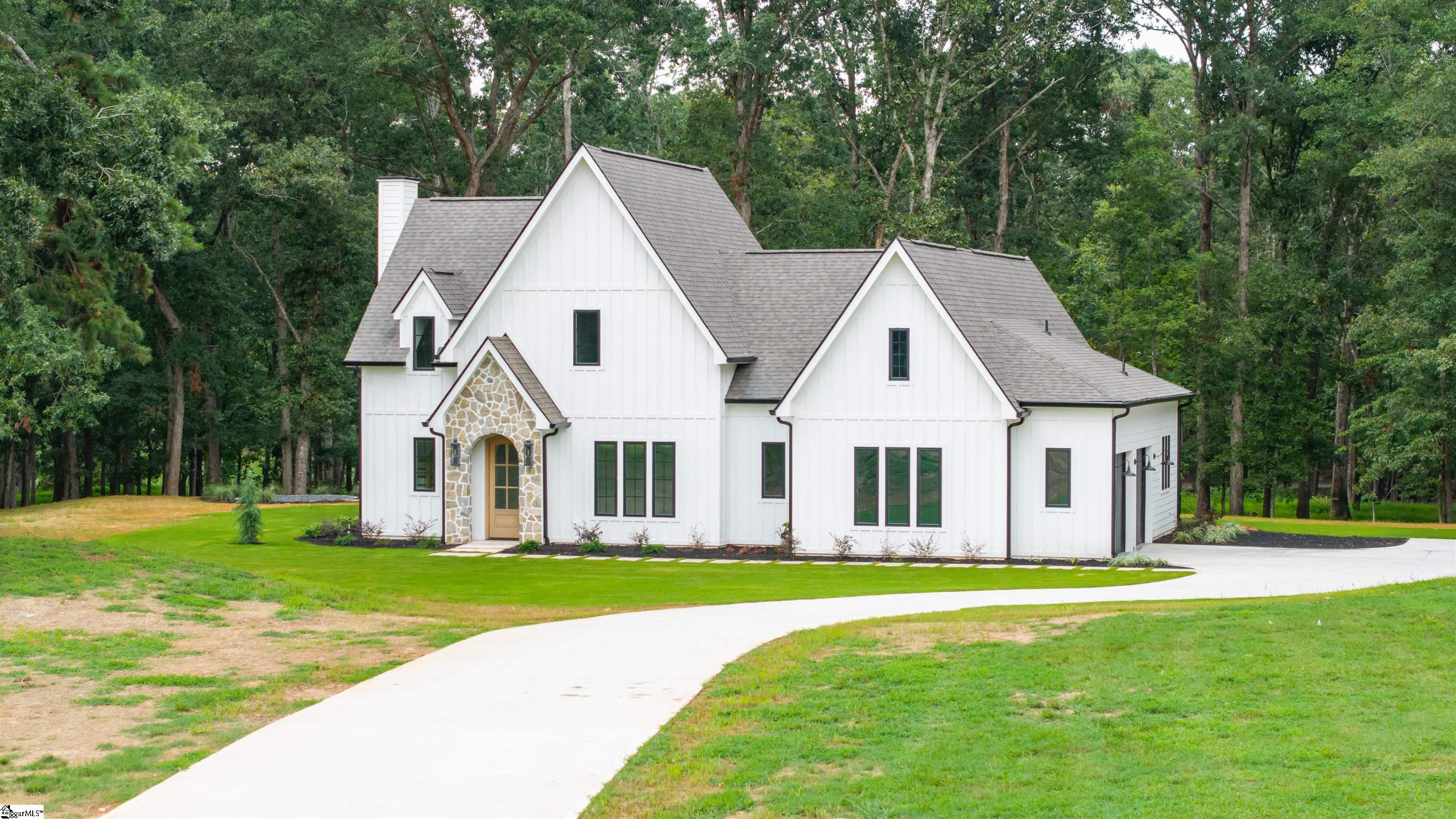 748 Garrison Road Pelzer, SC 29669