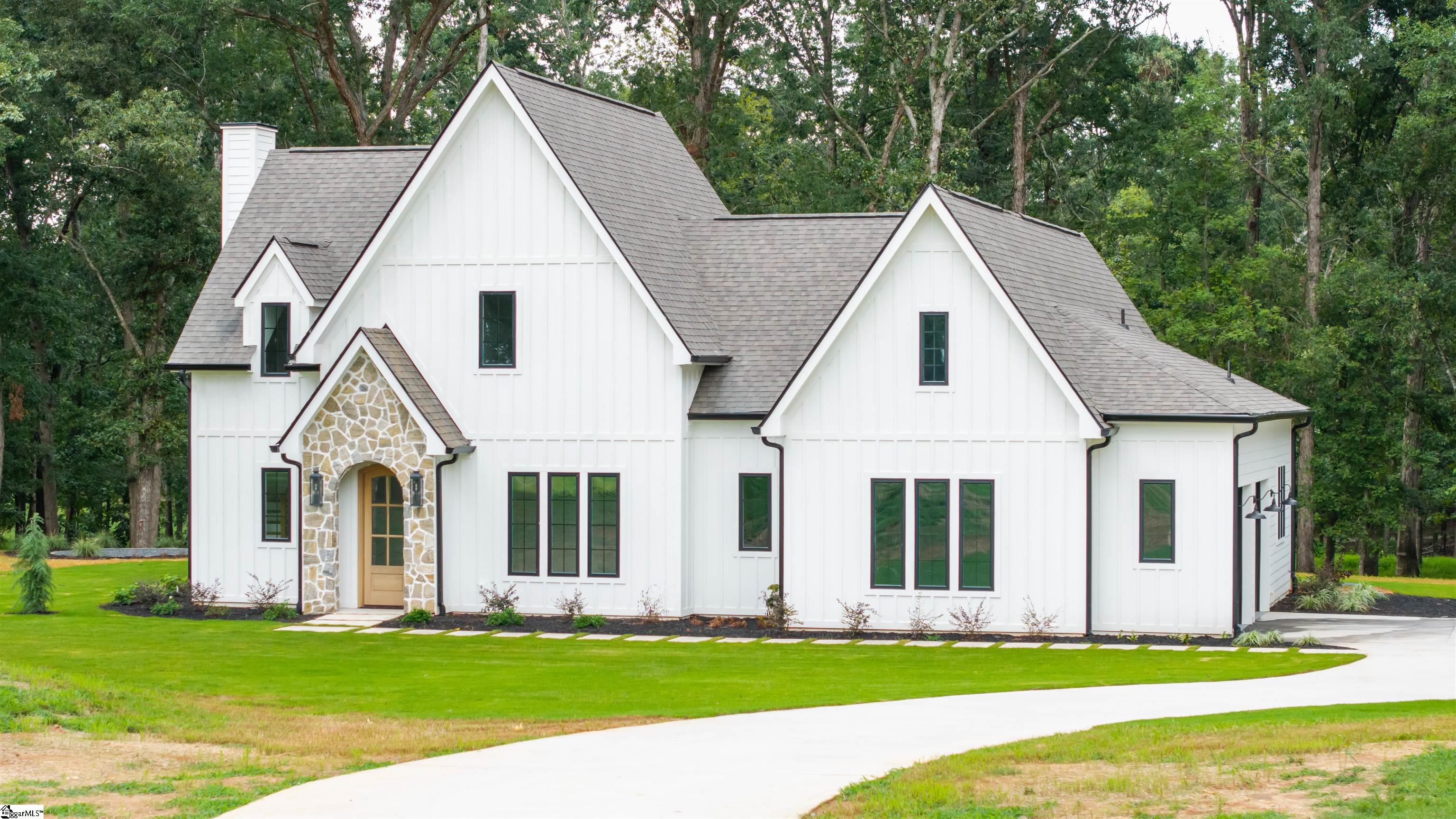 748 Garrison Road Pelzer, SC 29669