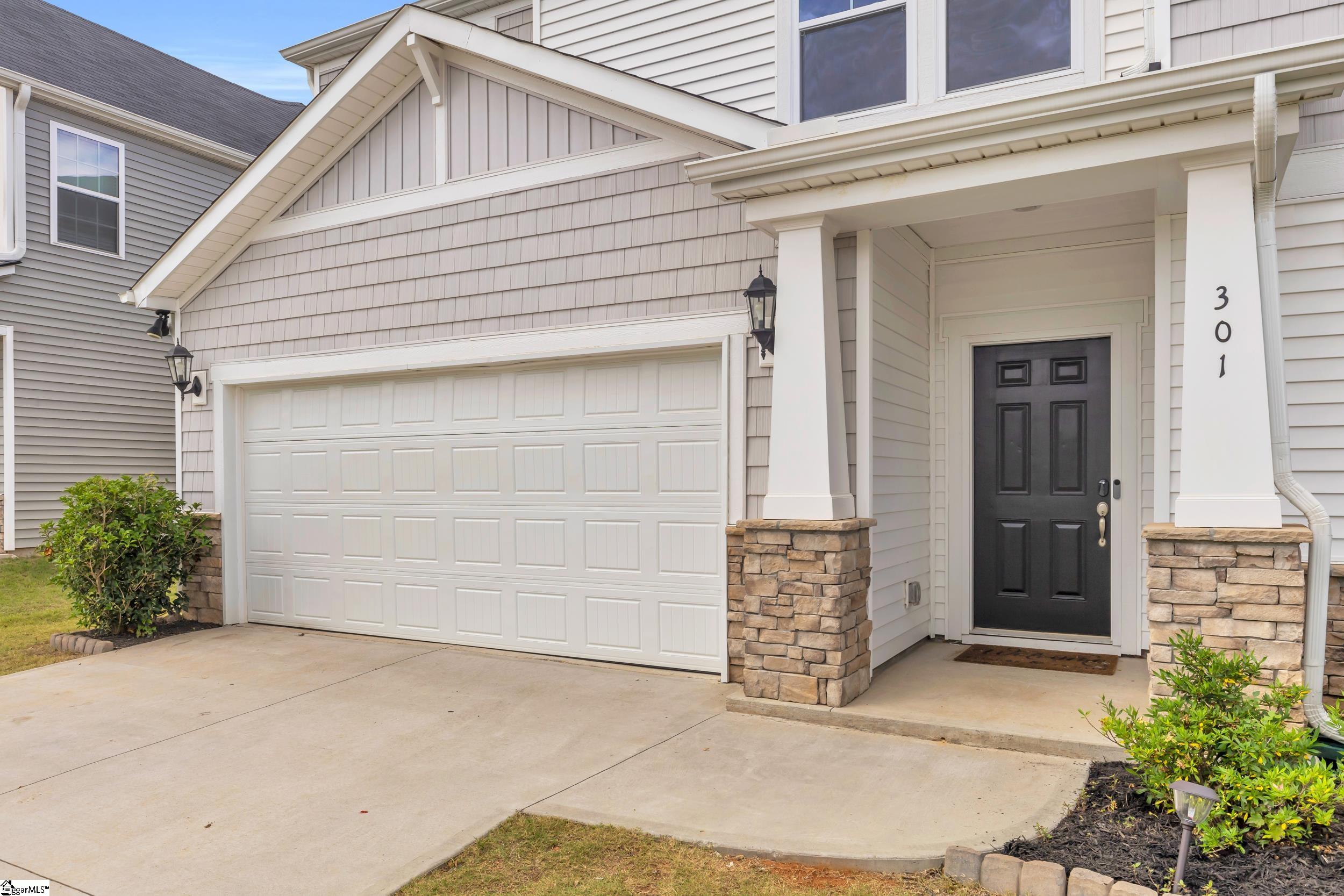 301 Pewter Circle Simpsonville, SC 29680