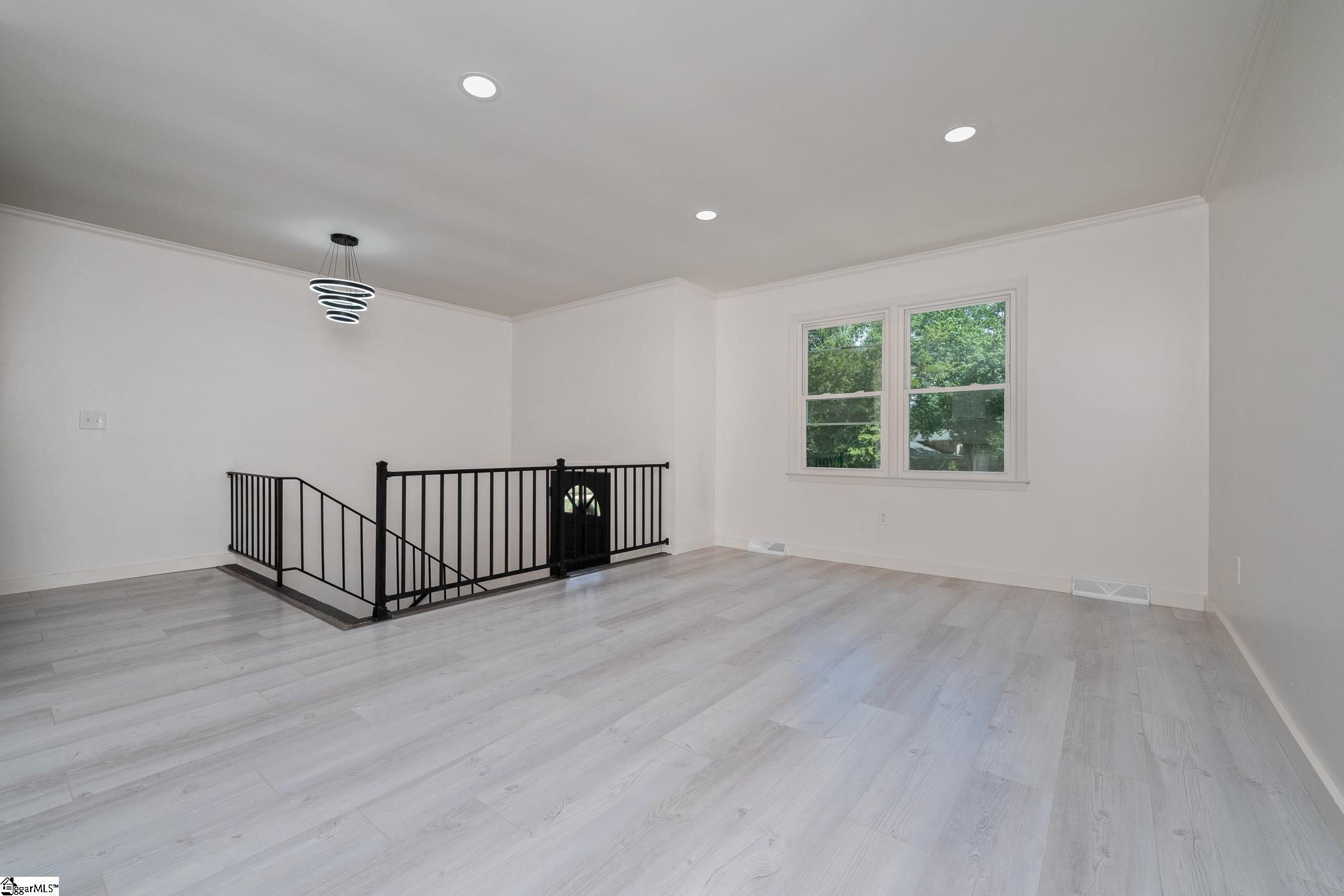 105 Foxhall Court Easley, SC 29640