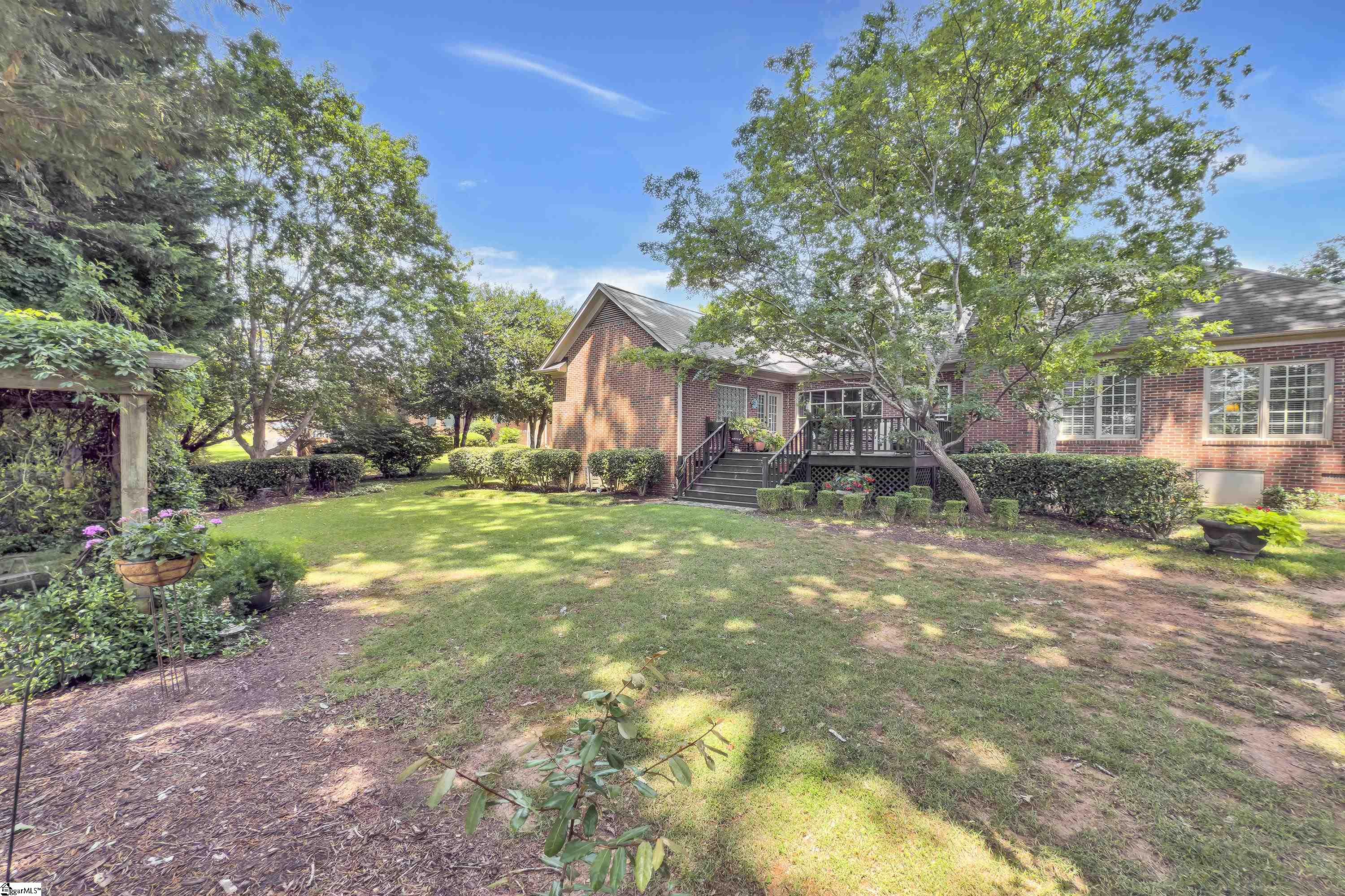 105 N Bennington Drive Spartanburg, SC 29307