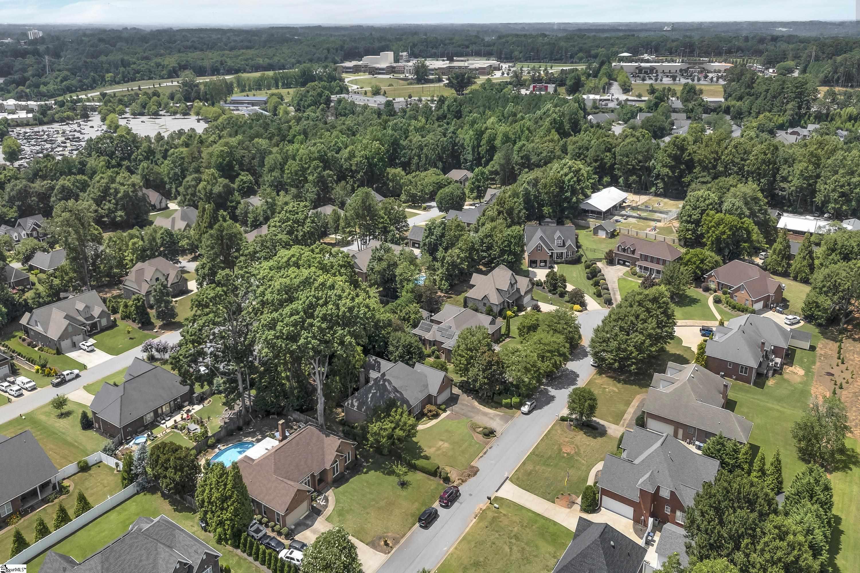 105 N Bennington Drive Spartanburg, SC 29307