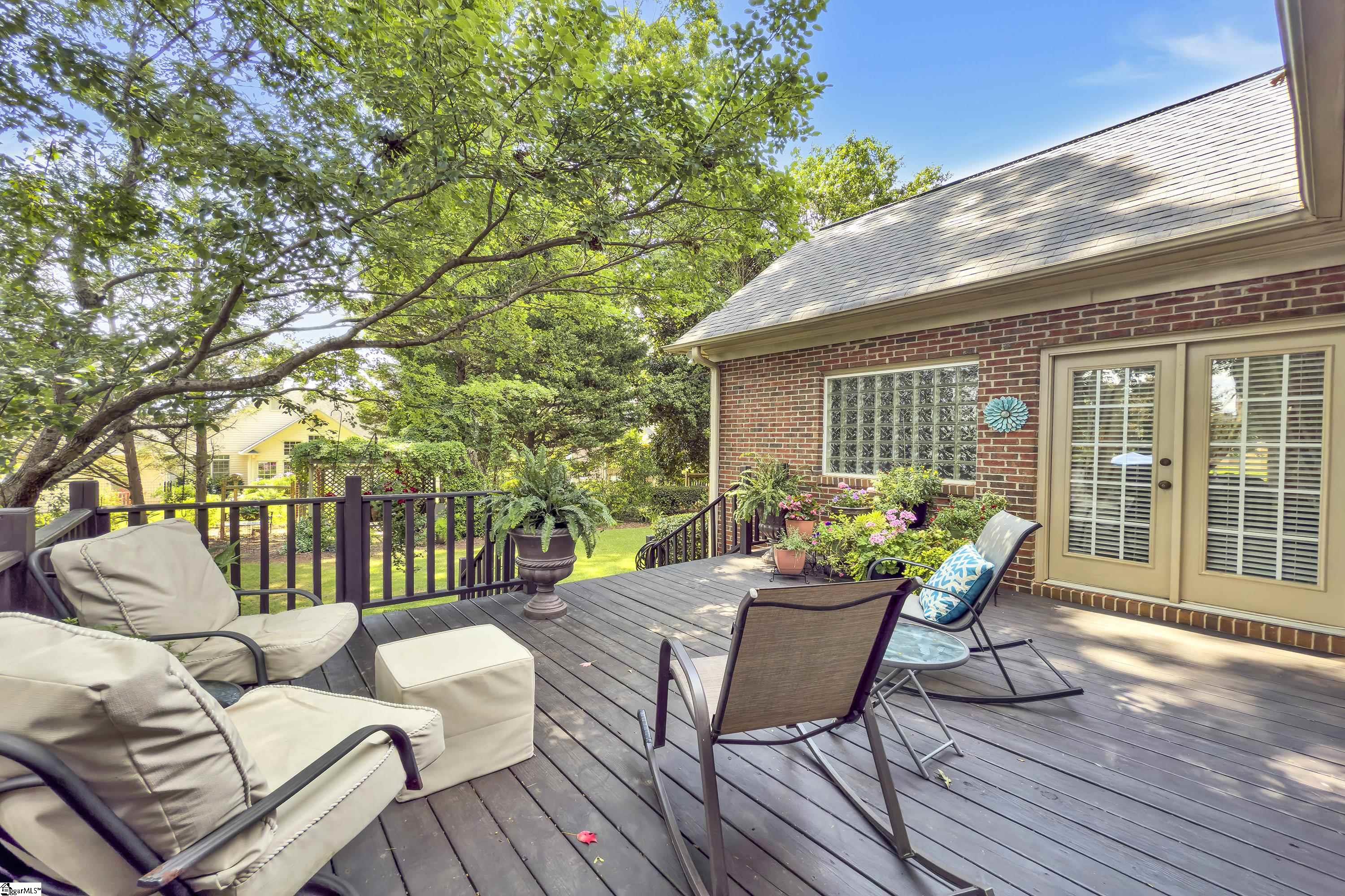 105 N Bennington Drive Spartanburg, SC 29307