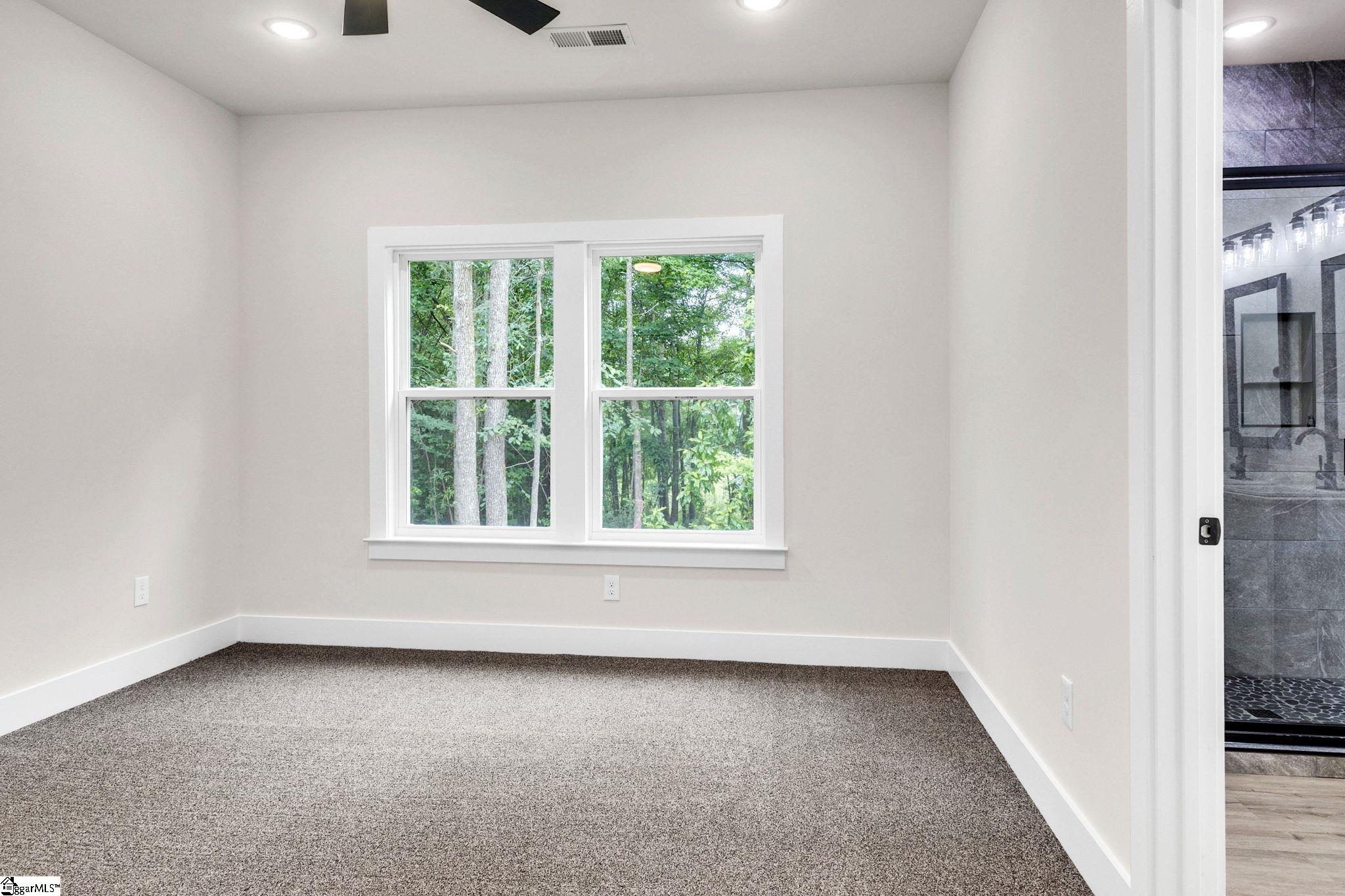 335 W Peachtree Street Woodruff, SC 29388