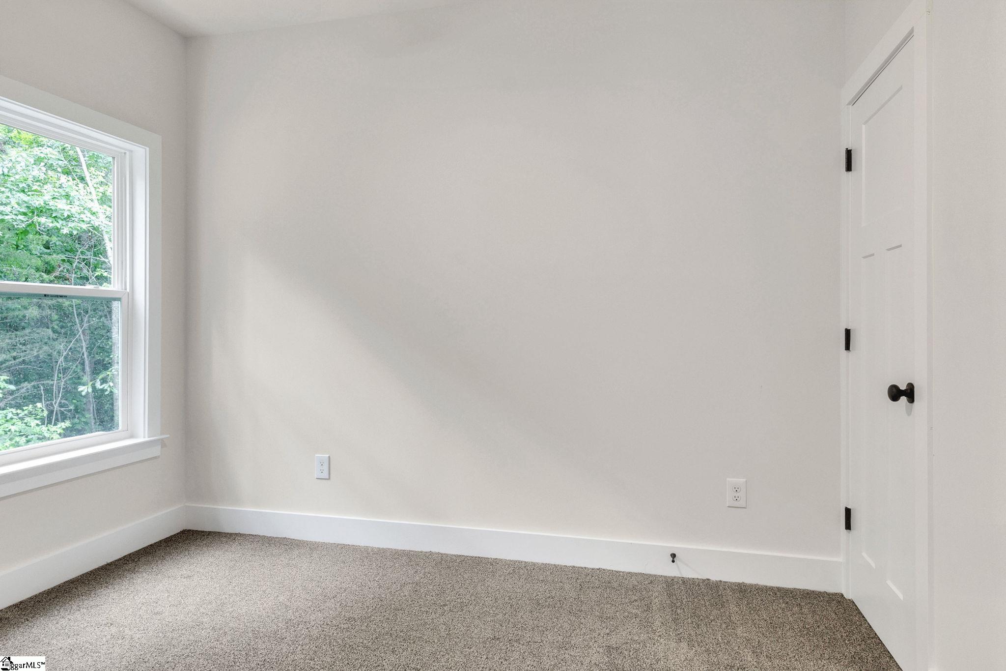 335 W Peachtree Street Woodruff, SC 29388