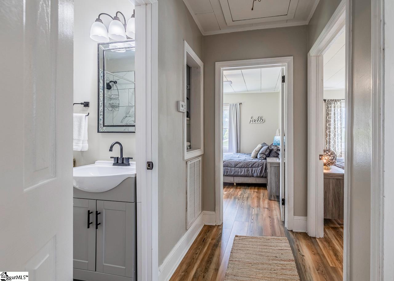 111 Mountain View Avenue Greer, SC 29650